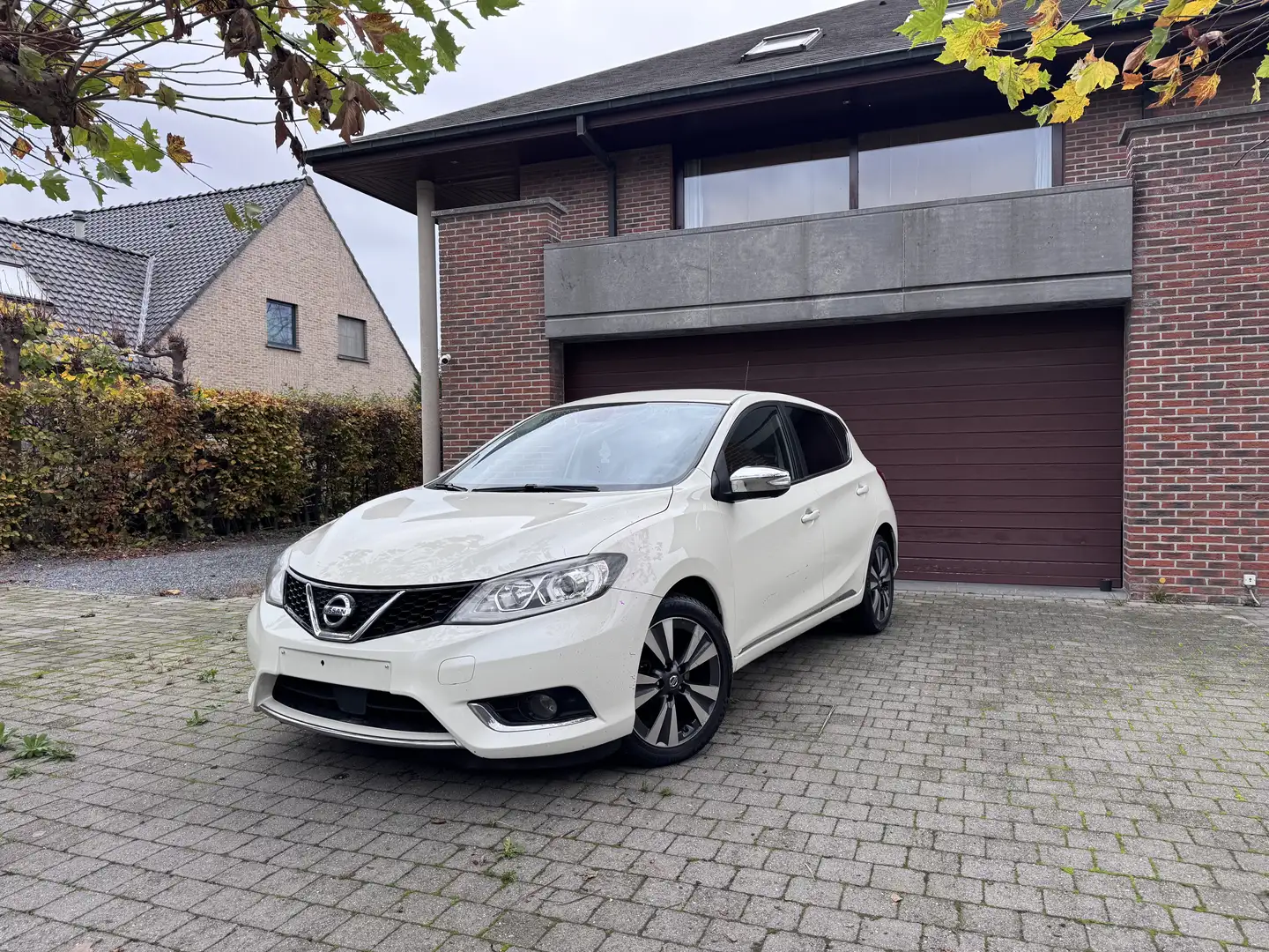 Nissan Pulsar 1.5 dCi 360 camera/ leder/ keyless entry - 1