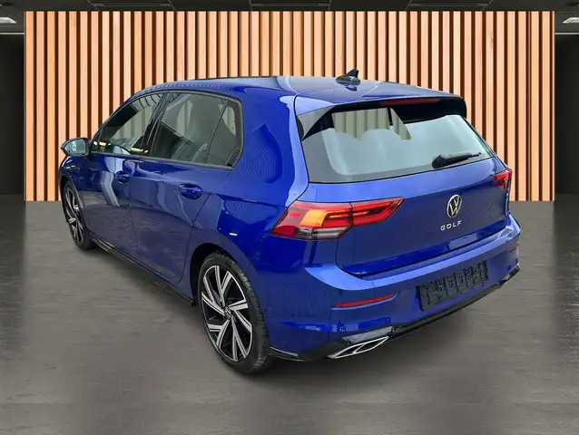 Volkswagen Golf view 4