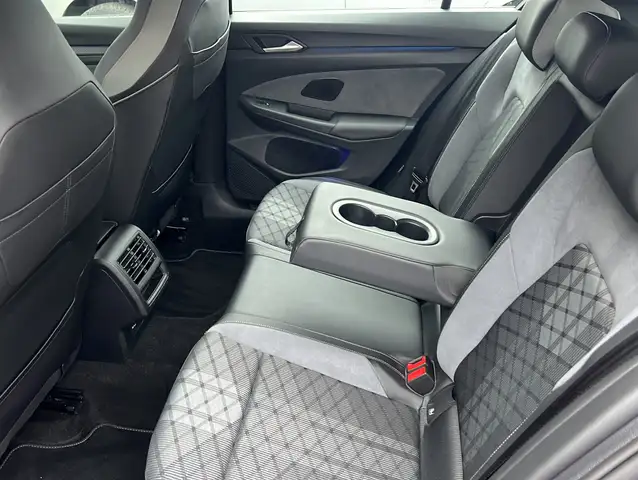 Volkswagen Golf view 14
