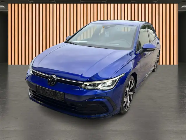 Volkswagen Golf view 2