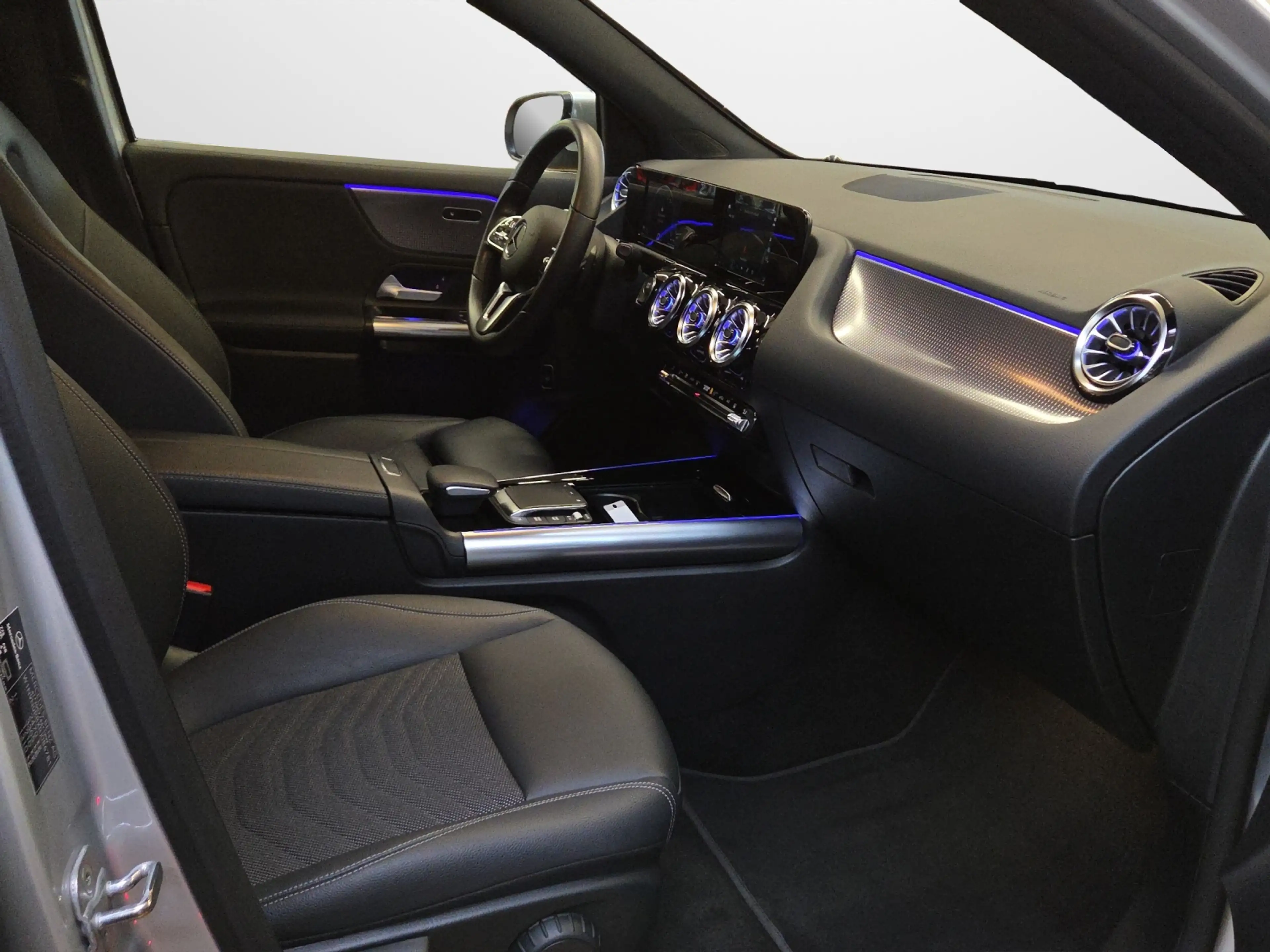 Mercedes-Benz EQA 250 Progressive LED Navi Leder Sitzheizung — photo 13