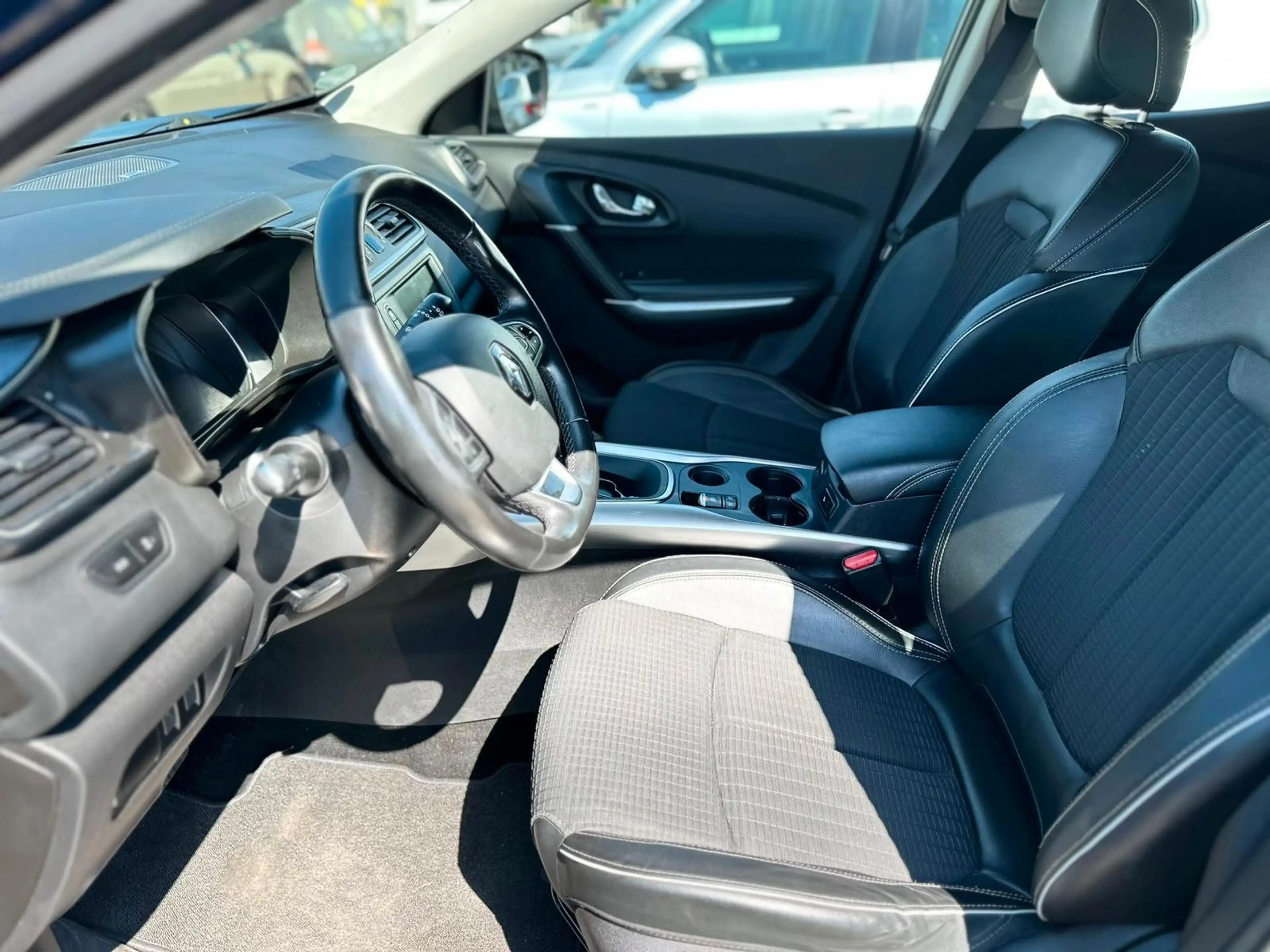 Renault Kadjar Bose Edition*HU 05*2027 — photo 9