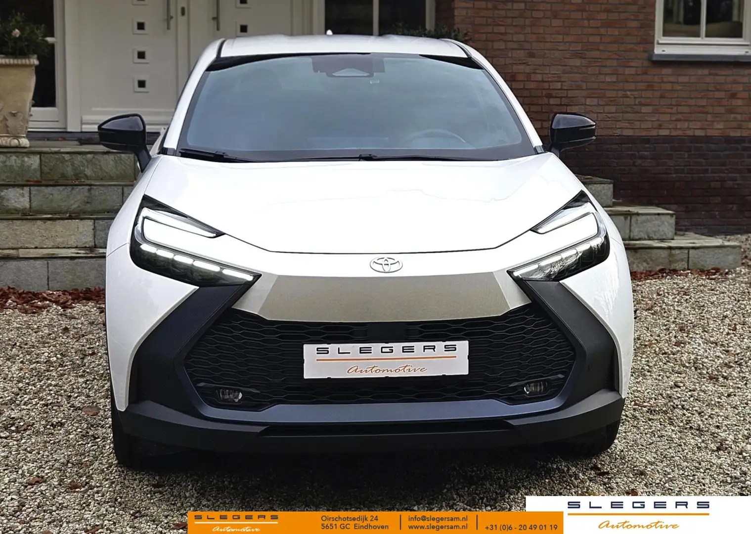 Toyota C-HR 2.0 Plug-in Hybrid Teamplayer + Technekpakket Wit - 2