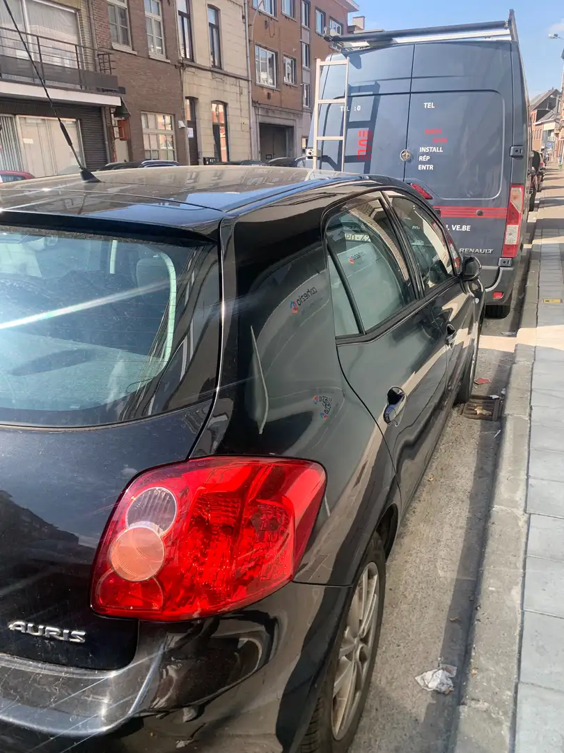 Toyota Auris 1.33i VVT-i 16v Punch Noir - 2