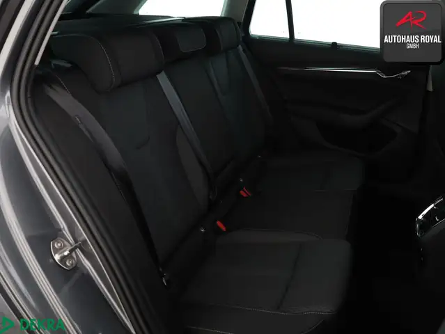 Skoda Octavia view 12