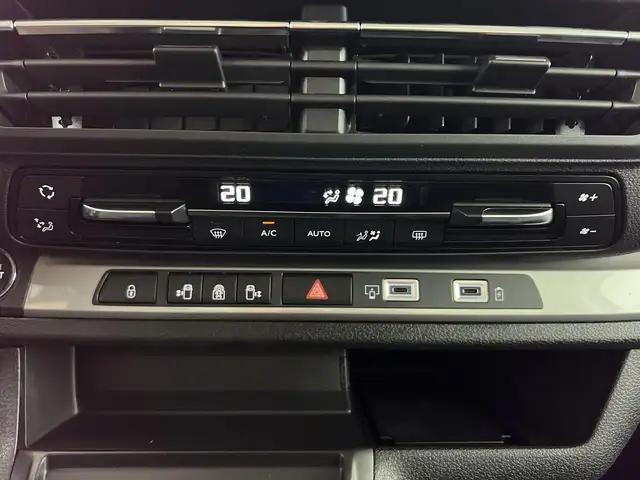 Citroen Spacetourer view 14