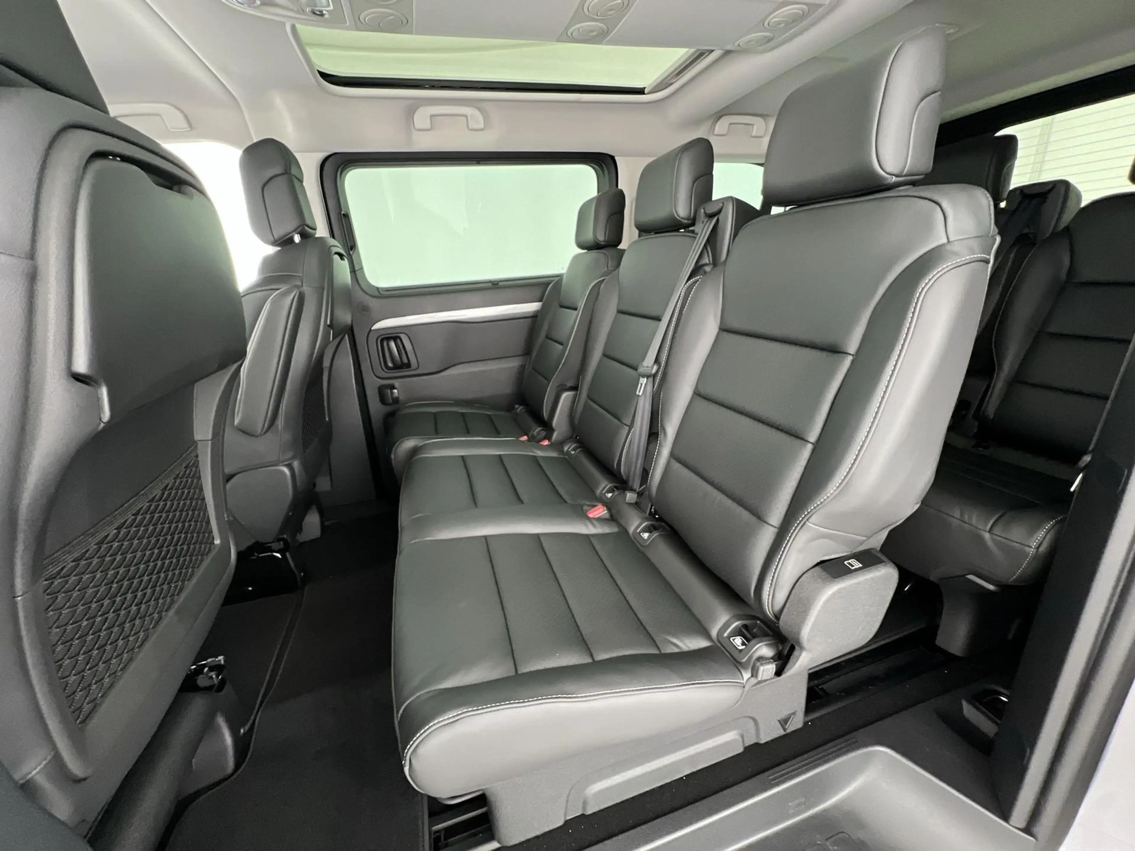 Citroen Spacetourer Max M 2.2D*NAVI*SHZ*RFK*uvm — photo 9