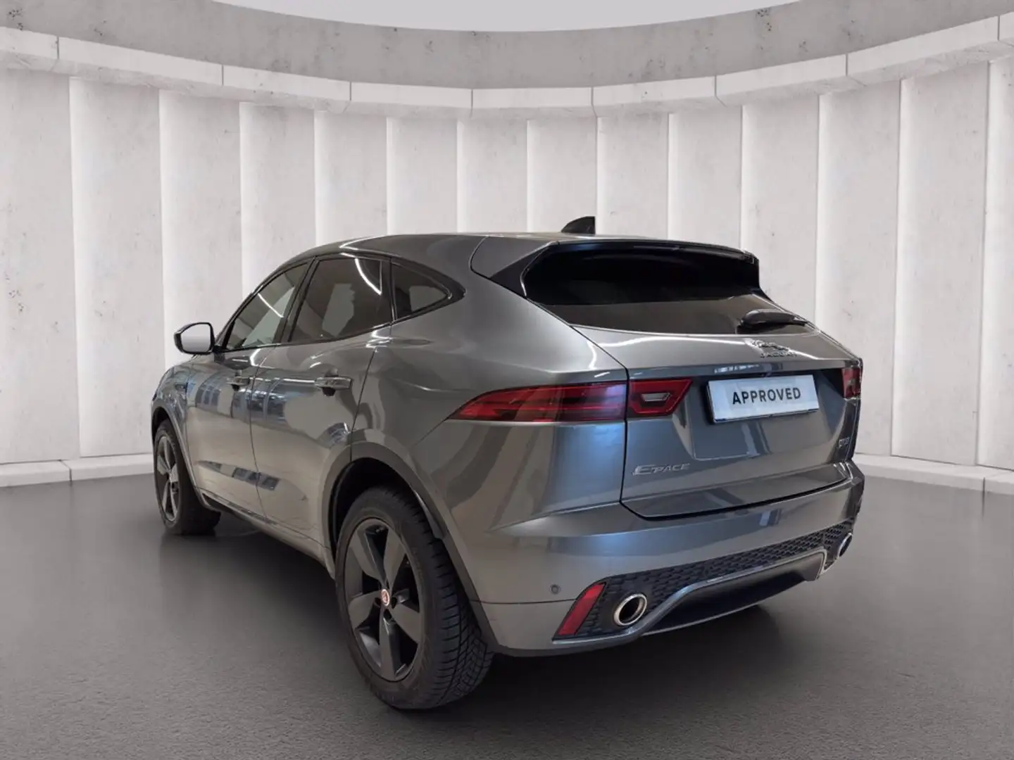 Jaguar E-Pace 2.0d i4 chequered flag awd 150cv auto Gris - 2