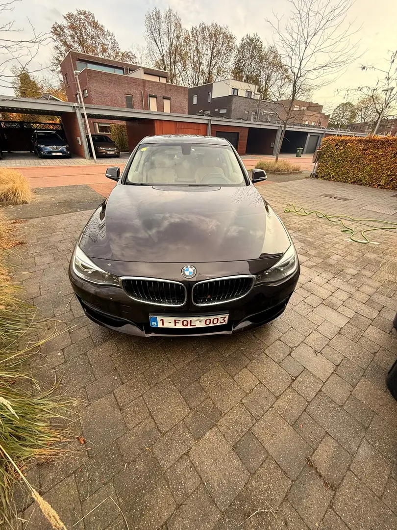 BMW 320 320d xDrive GT Aut. Luxury Line Bruin - 2