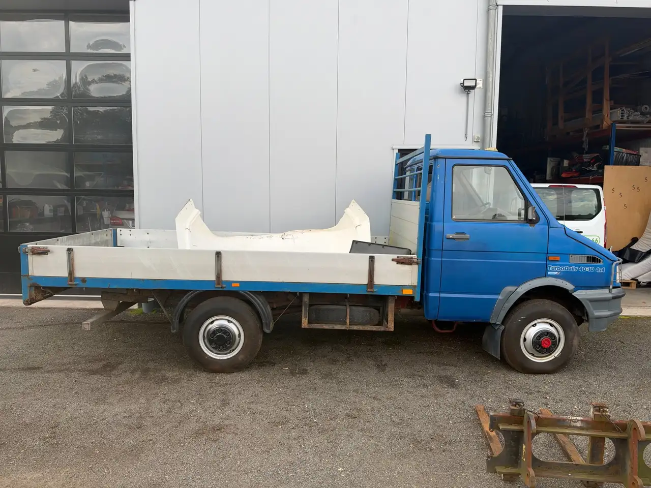 Iveco Daily 35.10 td 4x4 Kipper Defect!, foto 2