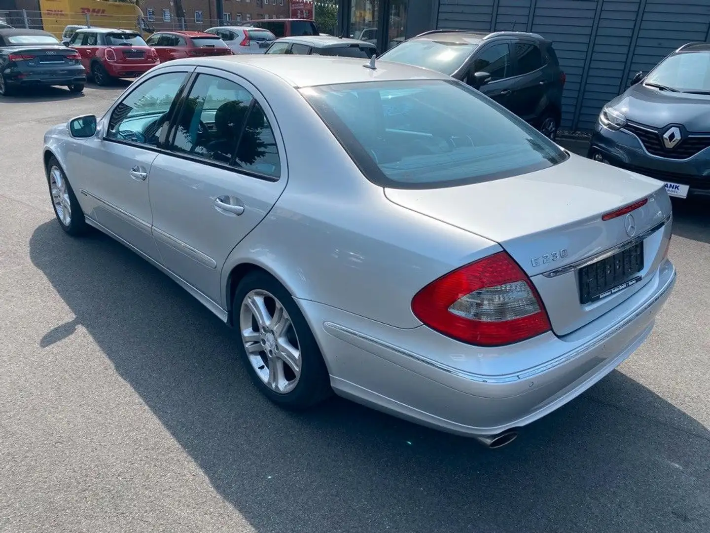 Mercedes-Benz E 230 Avantgarde Argento - 2