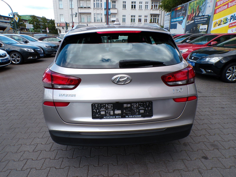 Hyundai i30 1.4 T-GDI, AUTOMATIK — photo 8