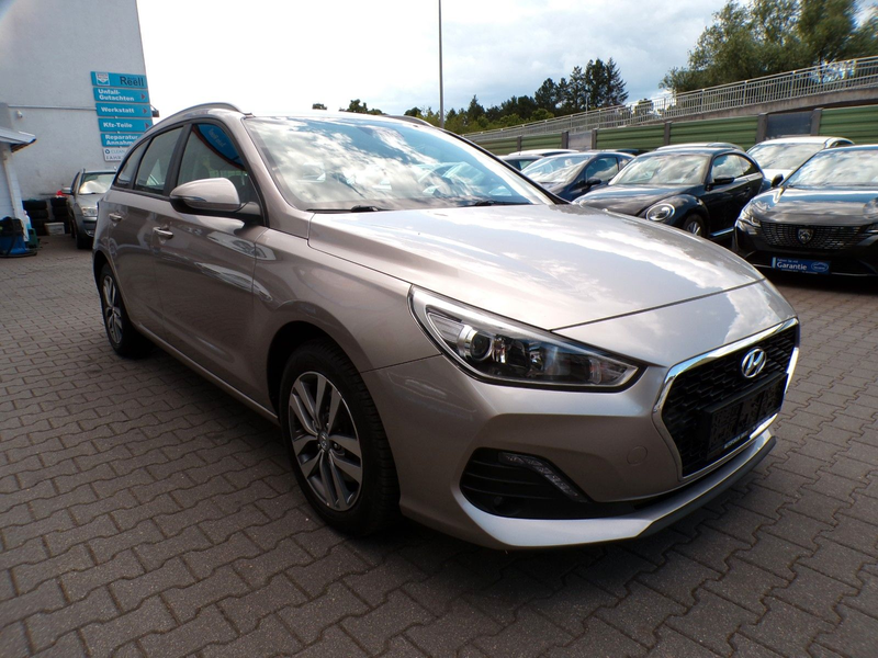 Hyundai i30 1.4 T-GDI, AUTOMATIK — photo 3