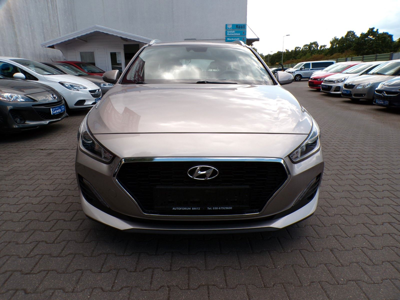 Hyundai i30 1.4 T-GDI, AUTOMATIK — photo 2