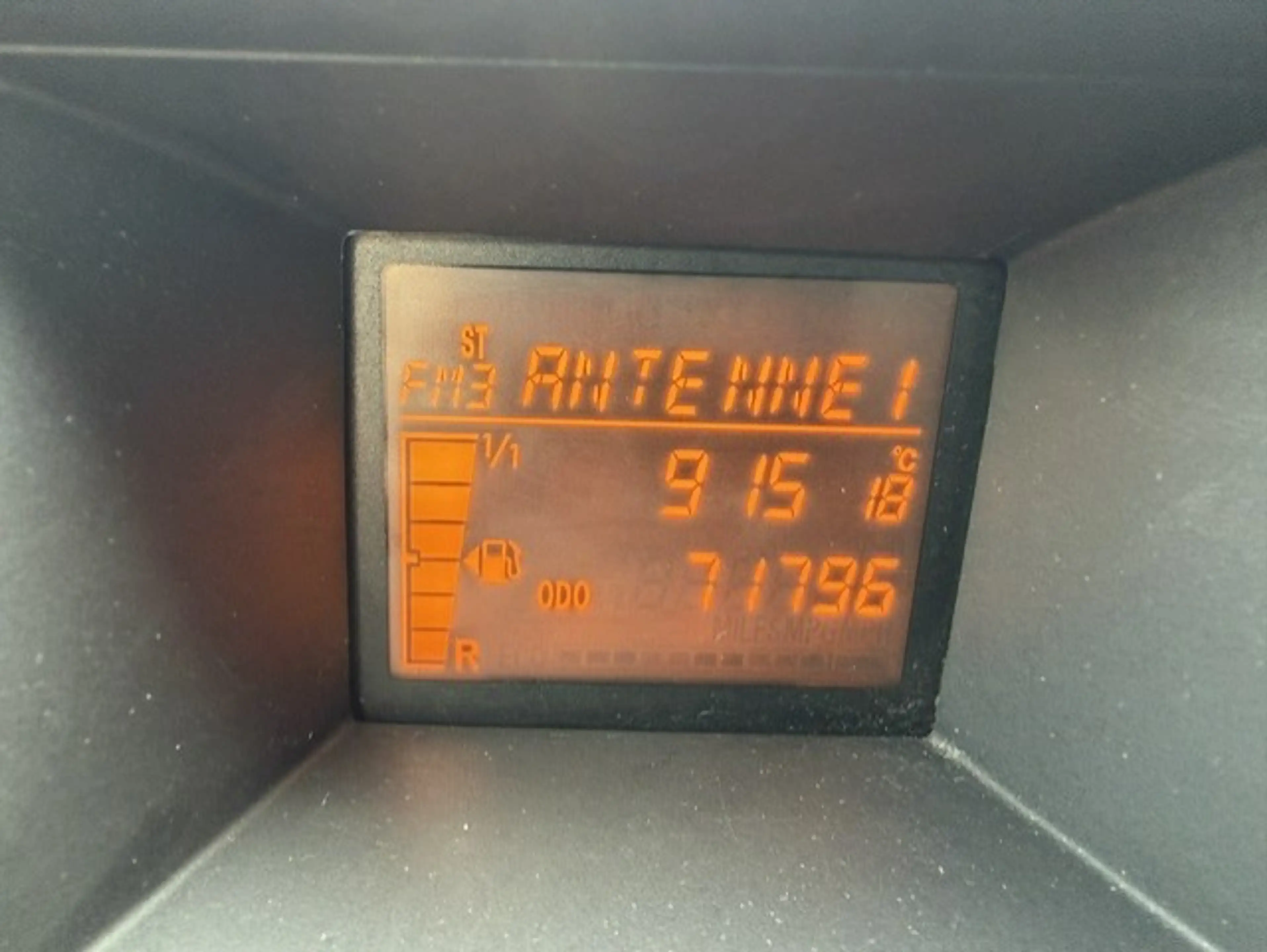 Toyota iQ Basis — photo 14