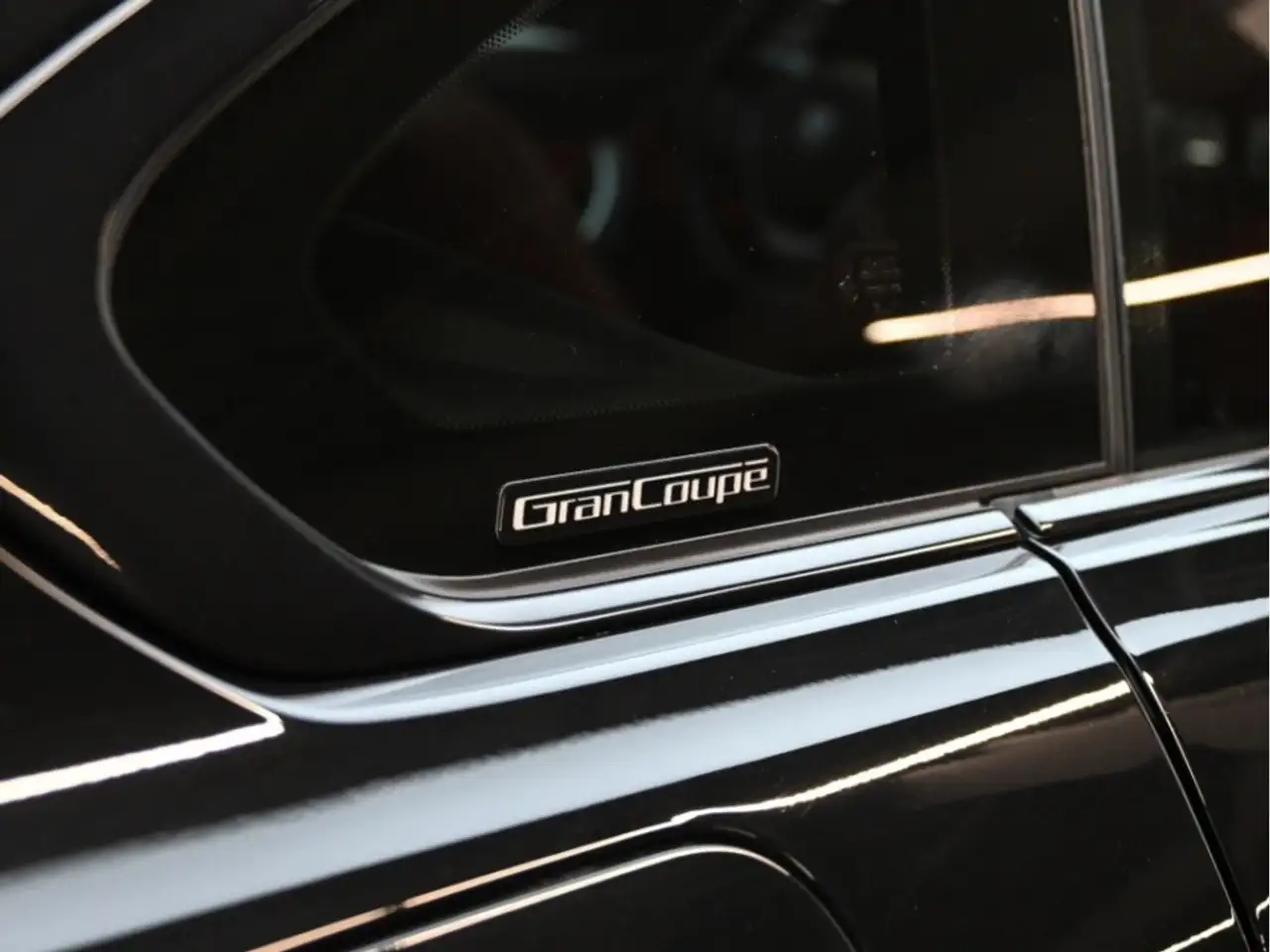 BMW 4 Series снимка BMW 4 Series