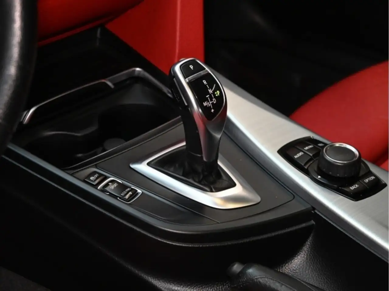 BMW 4 Series снимка BMW 4 Series