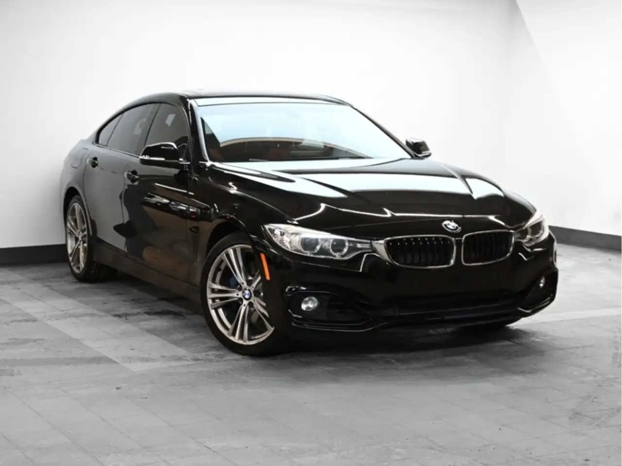 BMW 4 Series снимка BMW 4 Series