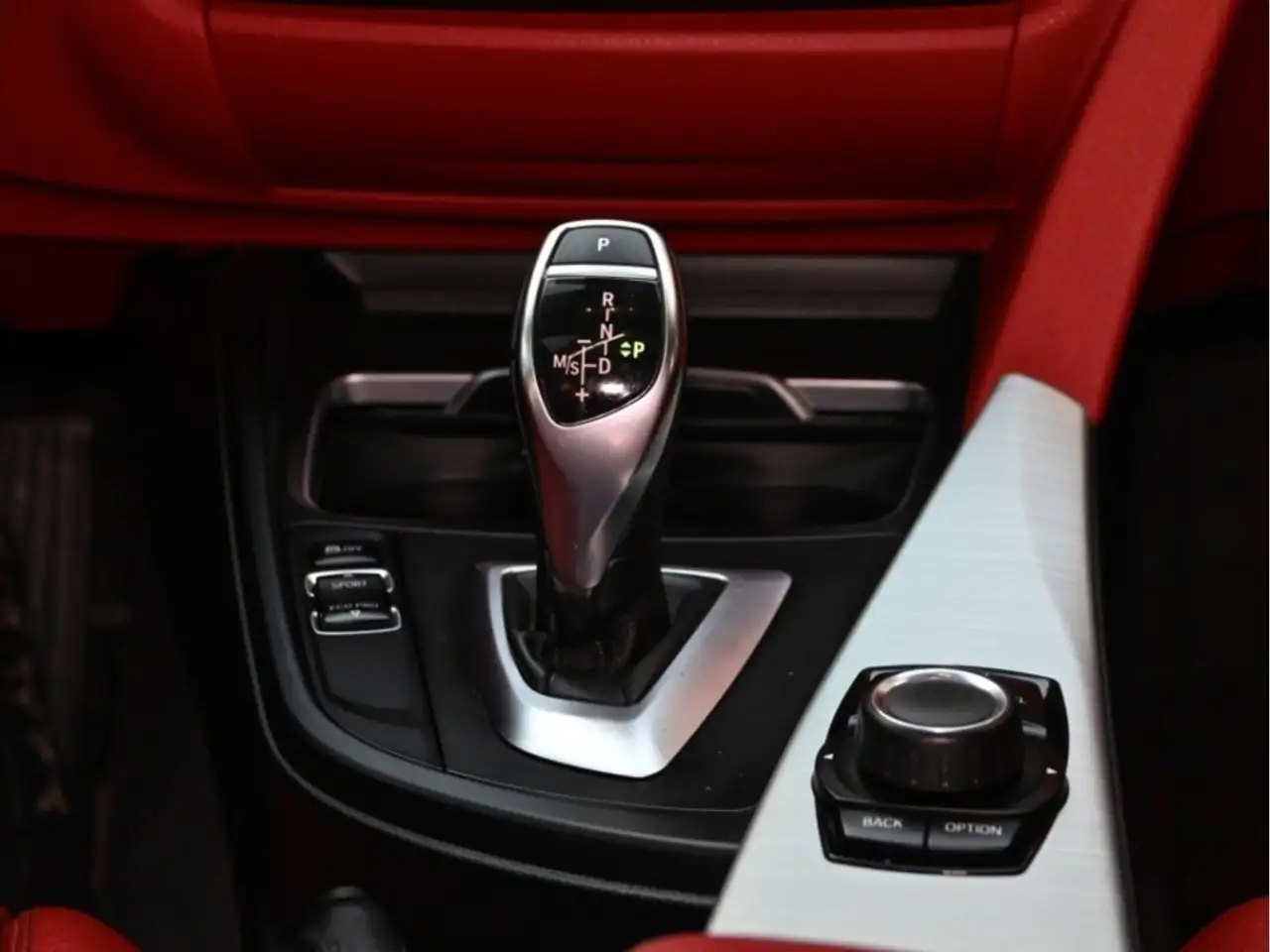 BMW 4 Series снимка BMW 4 Series