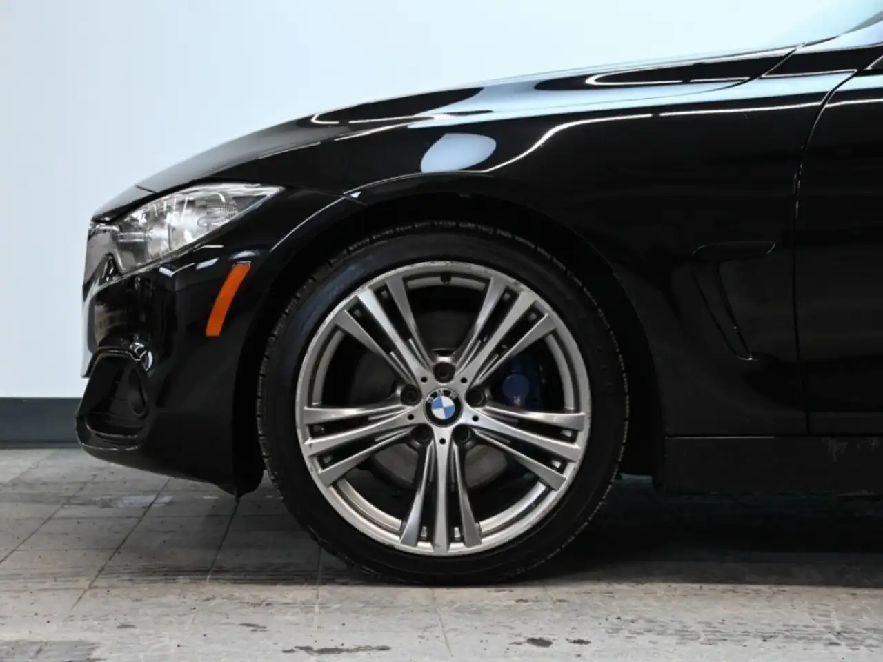 BMW 4 Series снимка BMW 4 Series
