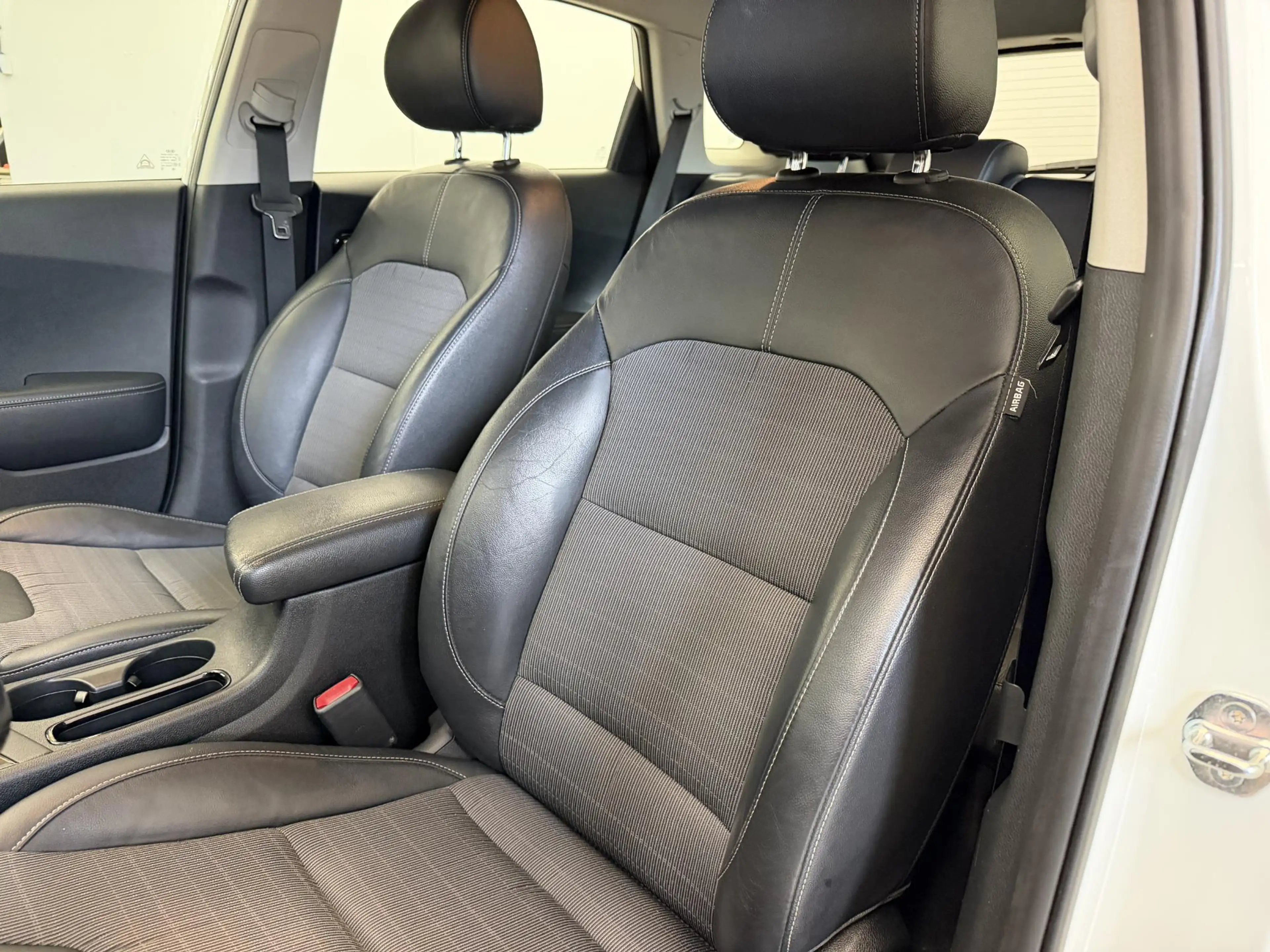 Kia Niro 1.6 GDi Hybrid DynamicLine | Trekhaak | Navi | APP — photo 13