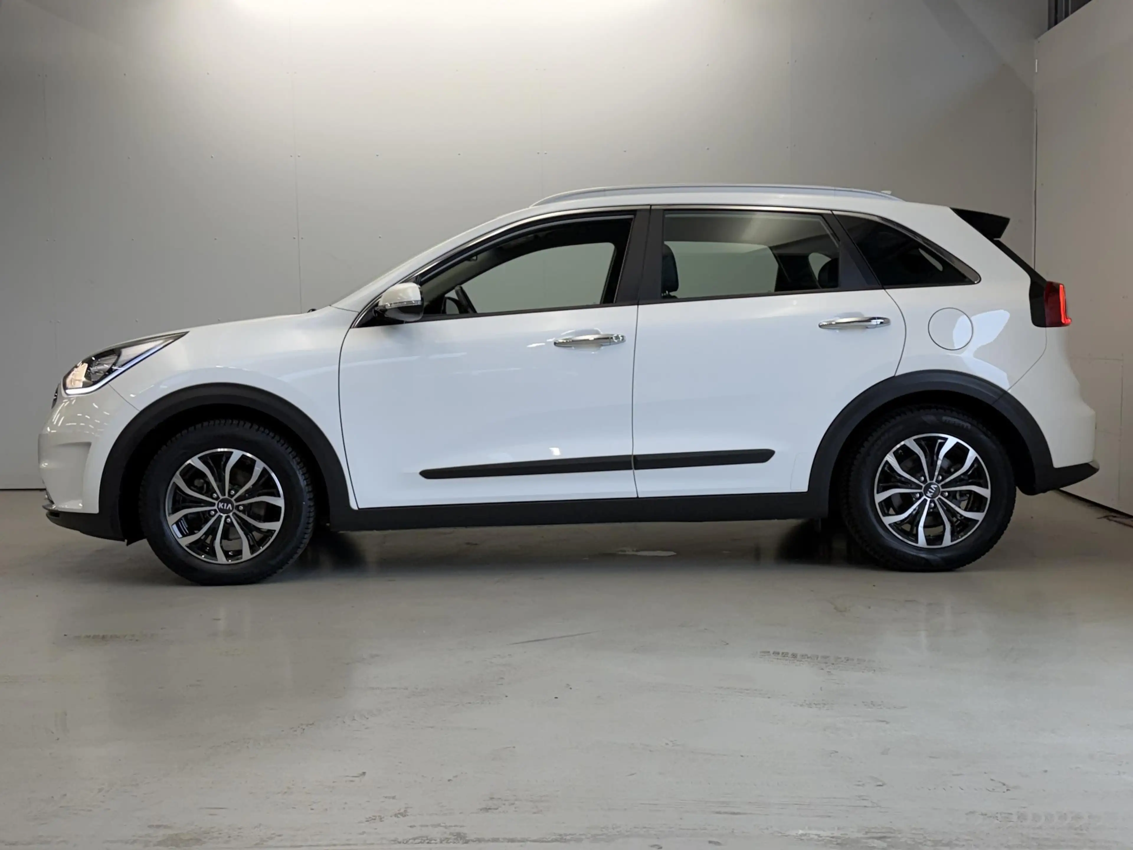 Kia Niro 1.6 GDi Hybrid DynamicLine | Trekhaak | Navi | APP — photo 7