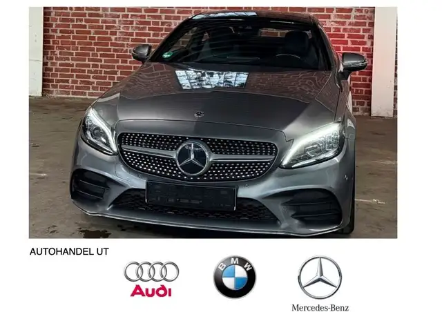 Mercedes-Benz C 300 4Matic Coupe 9G AMG LED/Spur Paket/PANO