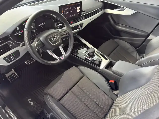 Audi A4 view 6