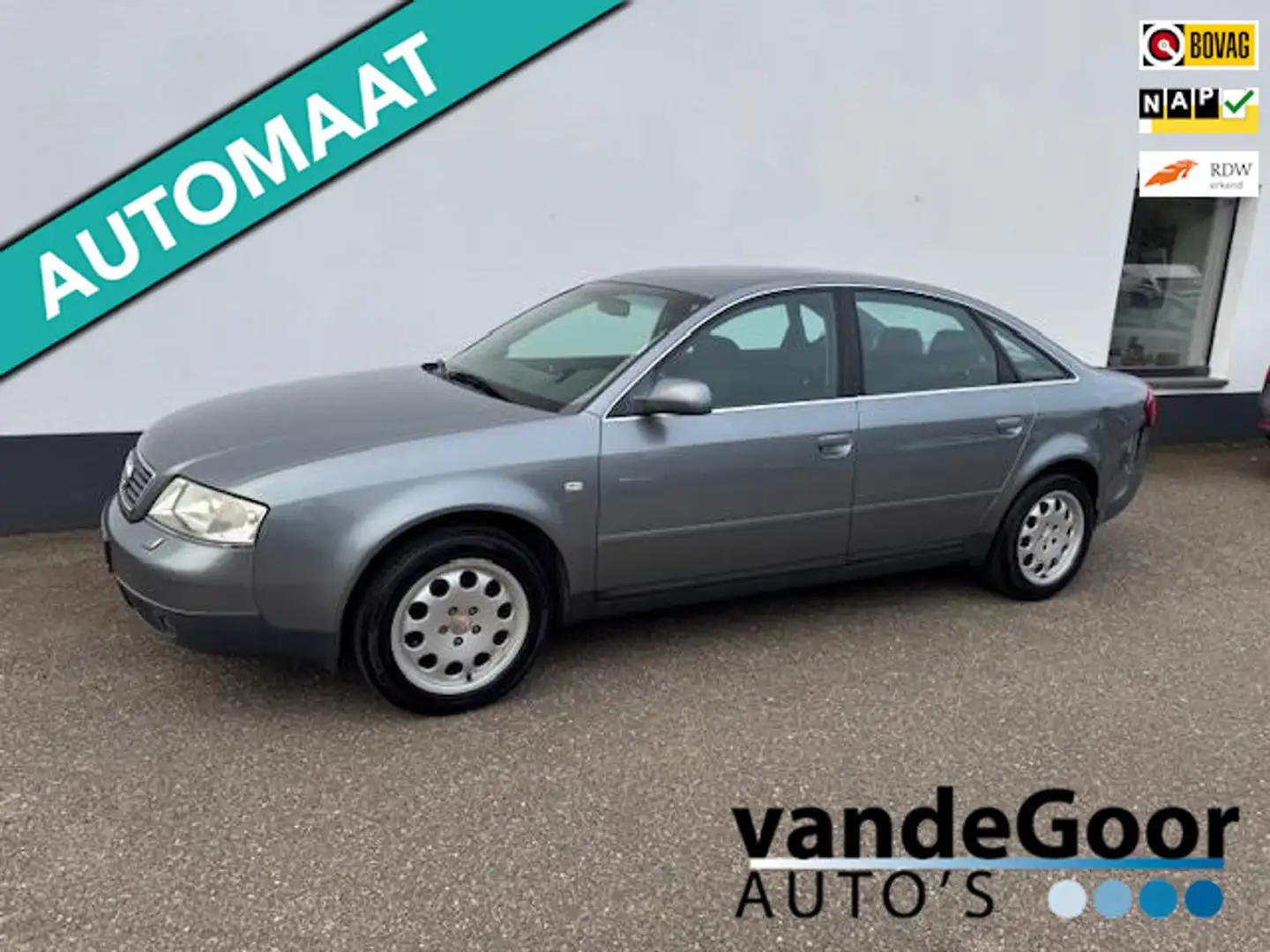 Audi A6 Limousine 2.4 5V Advance, '01, aut., 131000 km, ni Grijs - 1