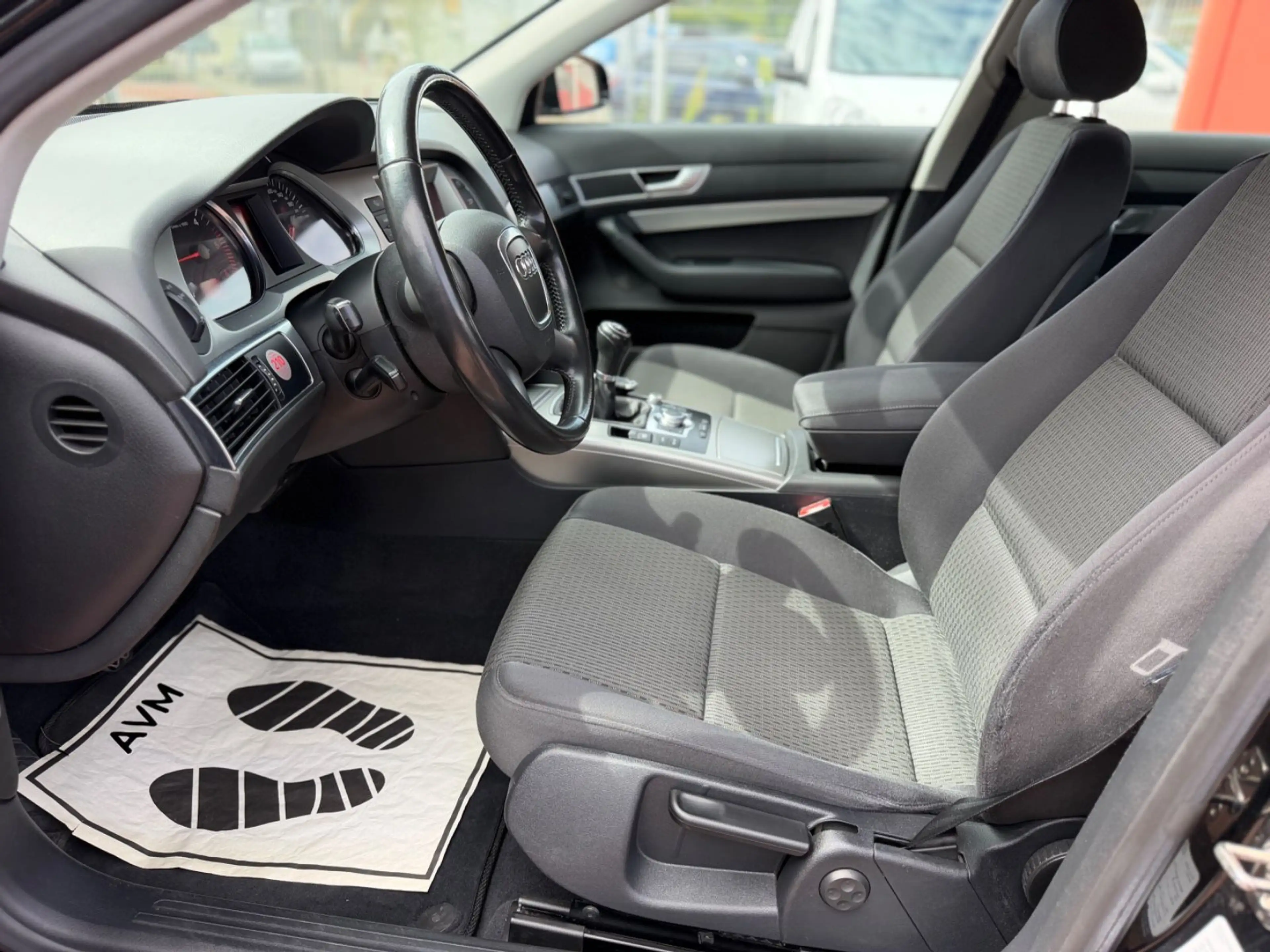 Audi A6 Lim. 1.HAND/XENON/PDC/AHK/ABT 170PS — photo 8