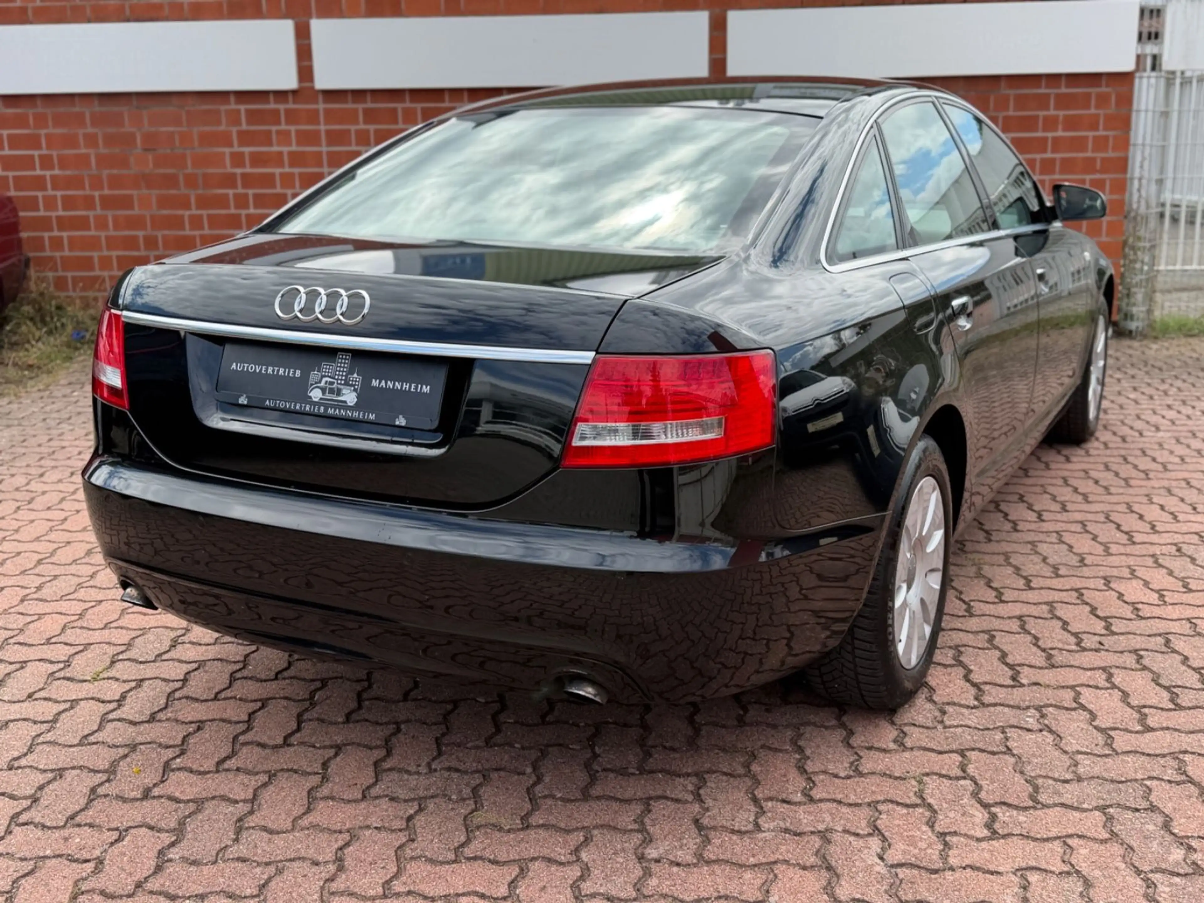 Audi A6 Lim. 1.HAND/XENON/PDC/AHK/ABT 170PS — photo 4
