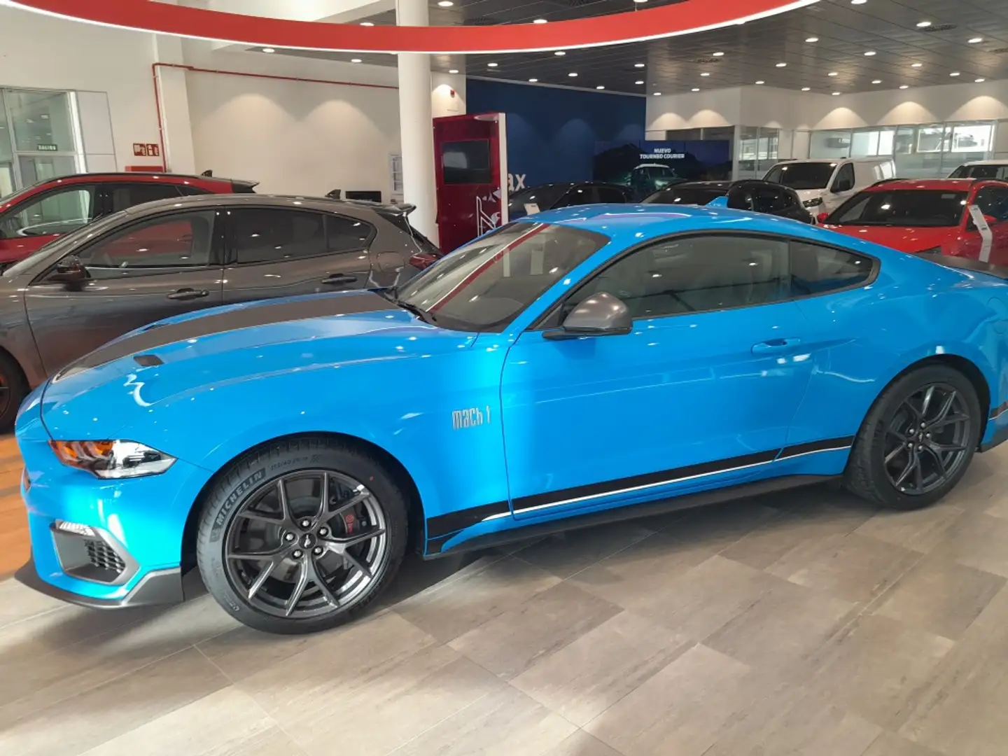 Ford Mustang Fastback 5.0 Ti-VCT Mach I Blauw - 2