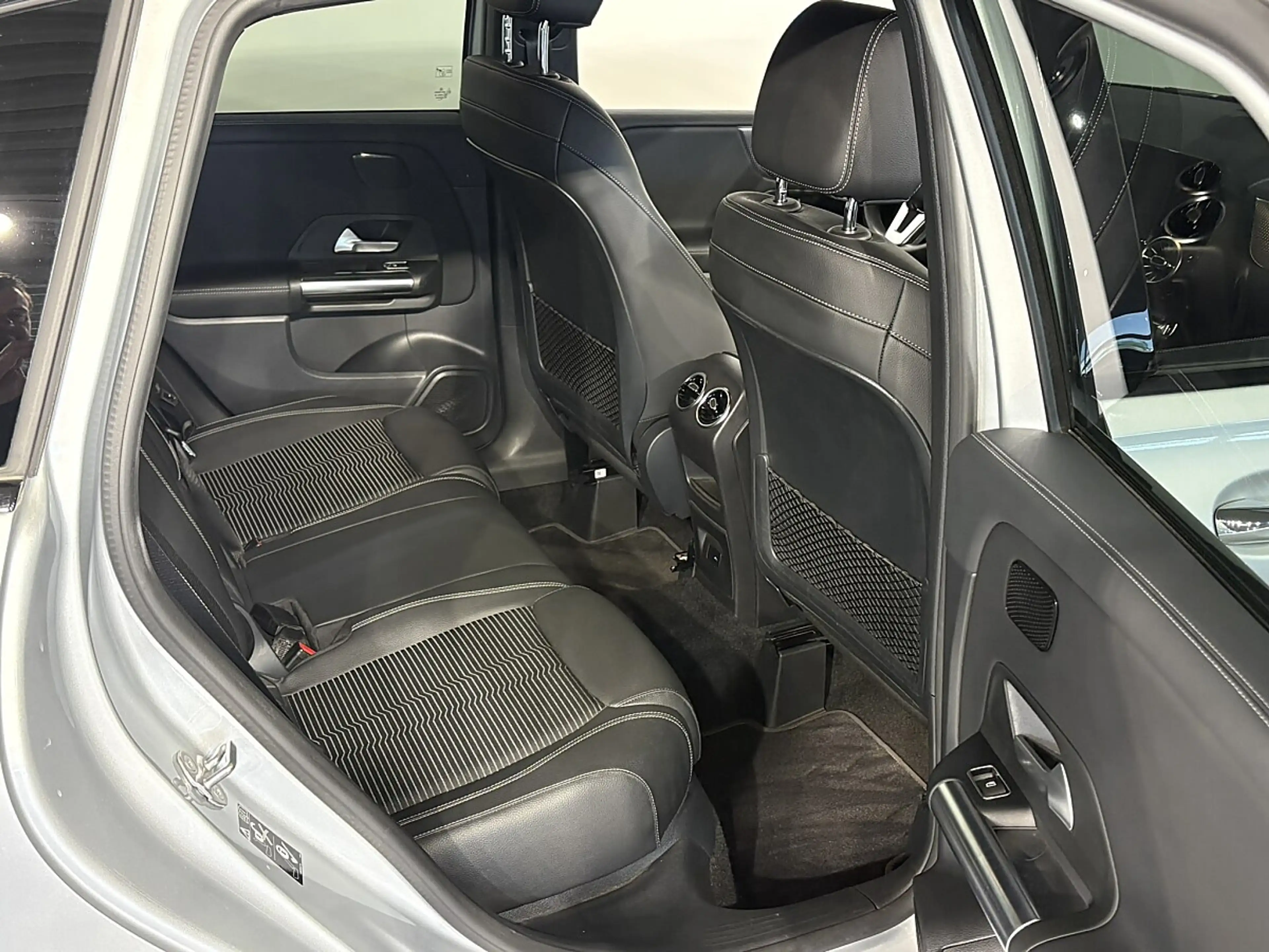 Mercedes-Benz B 250 e PHEV Aut. — photo 10