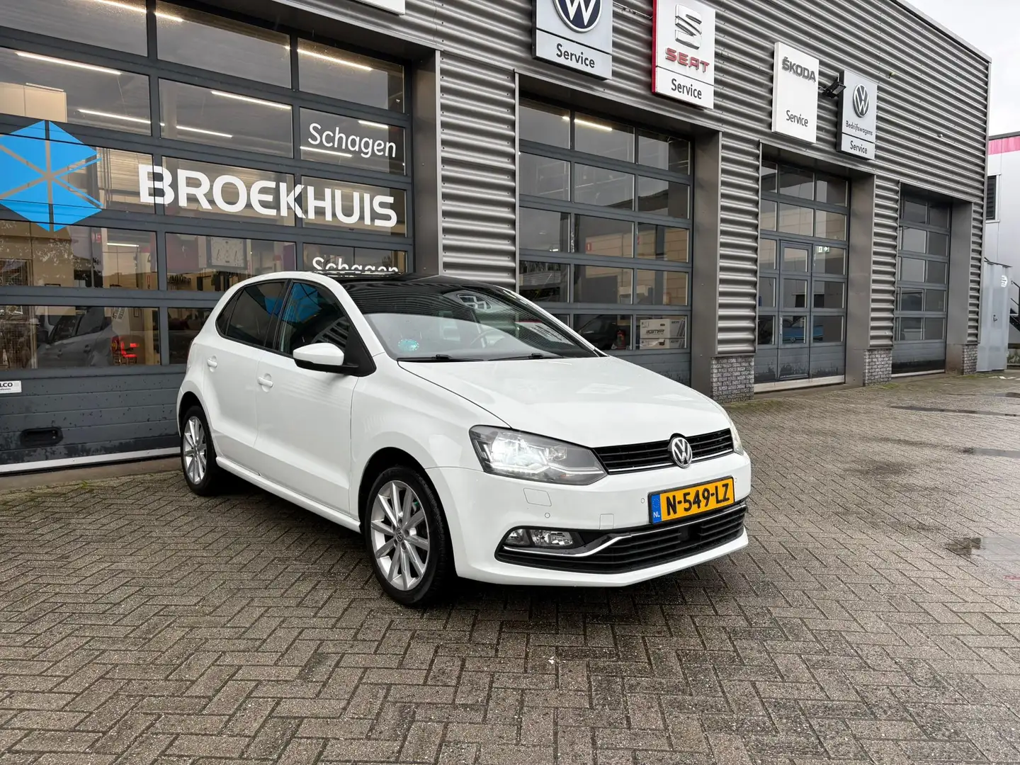 Volkswagen Polo 1.2 TSI 90 pk Highline 7-DSG | Panoramadak | Achte Blanc - 2