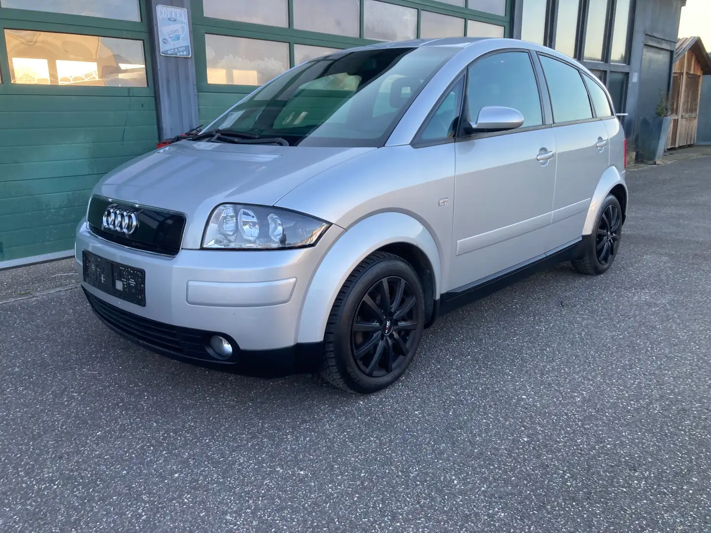 Audi A2 1.4 TDI (55 kW) Klimaautomatik LM Scheckheft Gris - 1