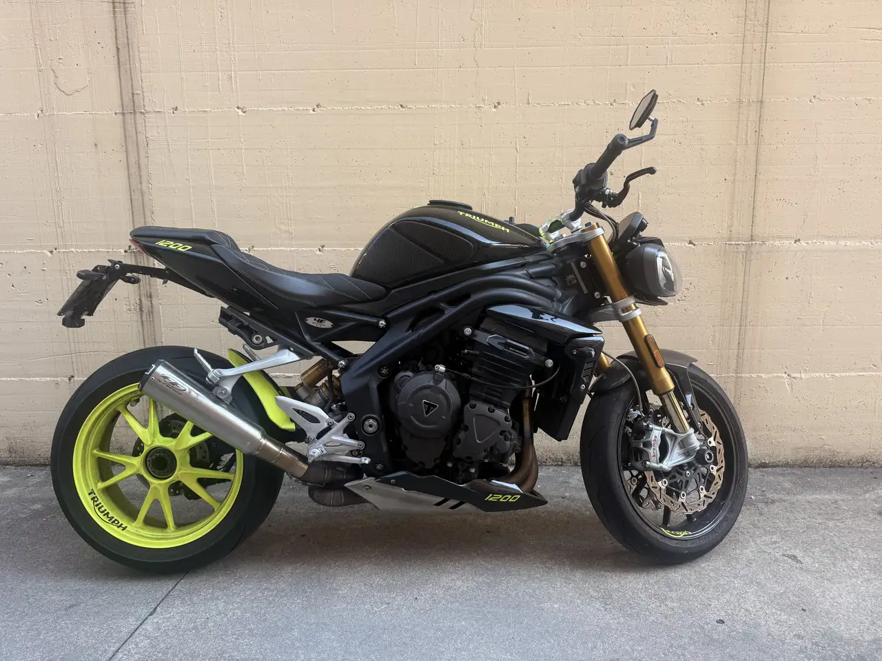 Triumph Speed Triple 1200
