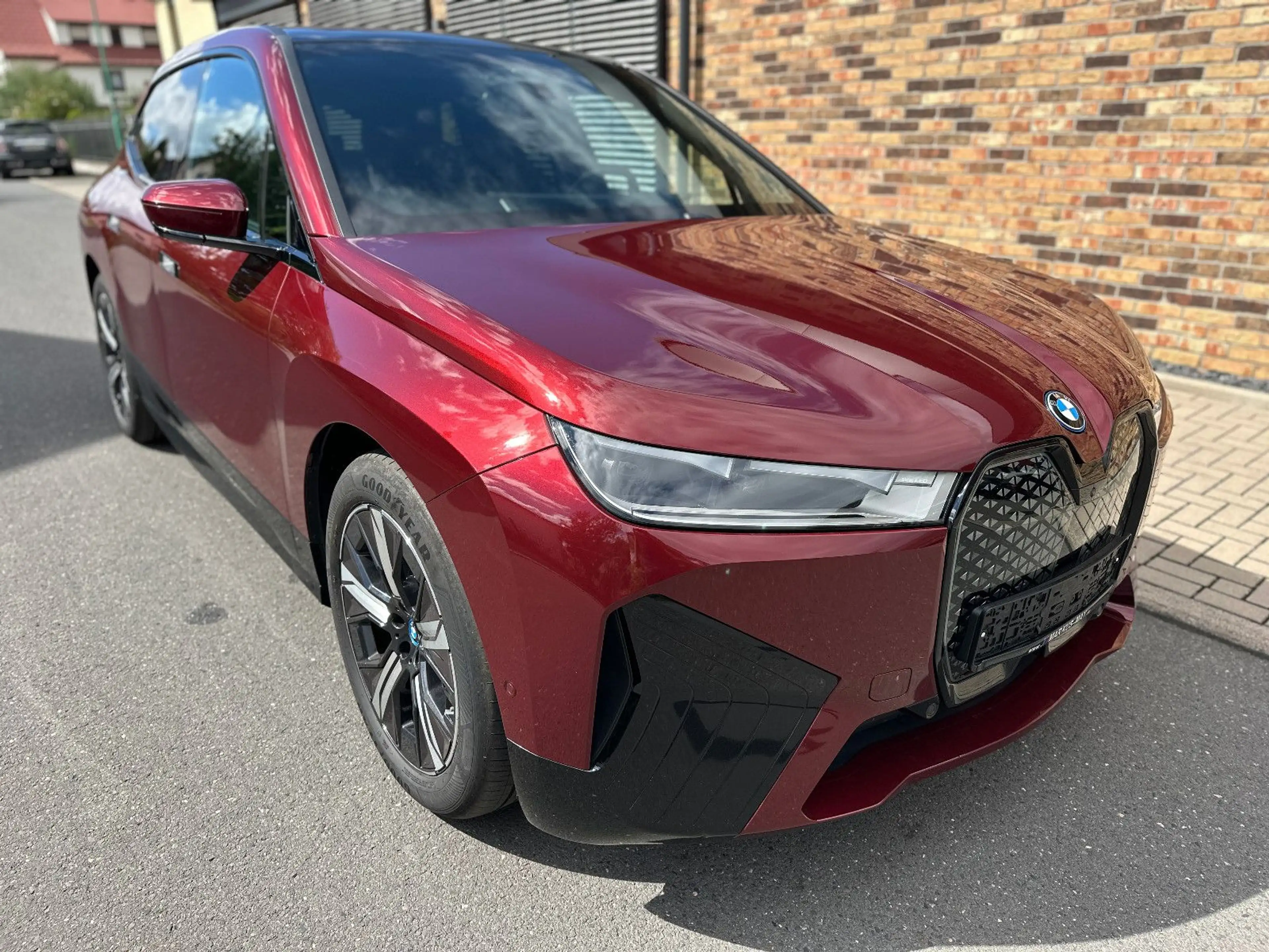 BMW iX 50 Sportpaket 2AchsLF Pano CockpProf DAProf — photo 8