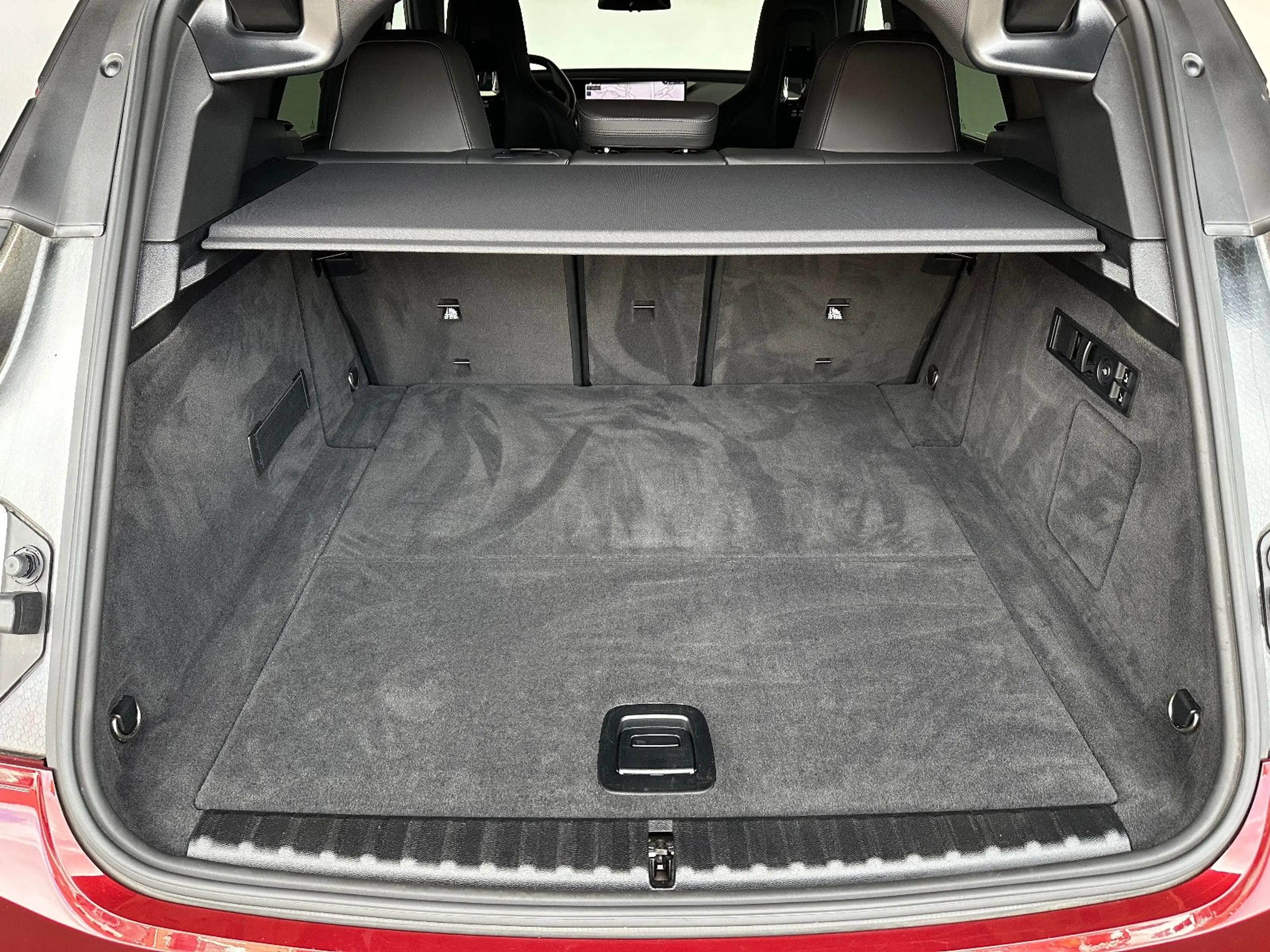 BMW iX 50 Sportpaket 2AchsLF Pano CockpProf DAProf — photo 22