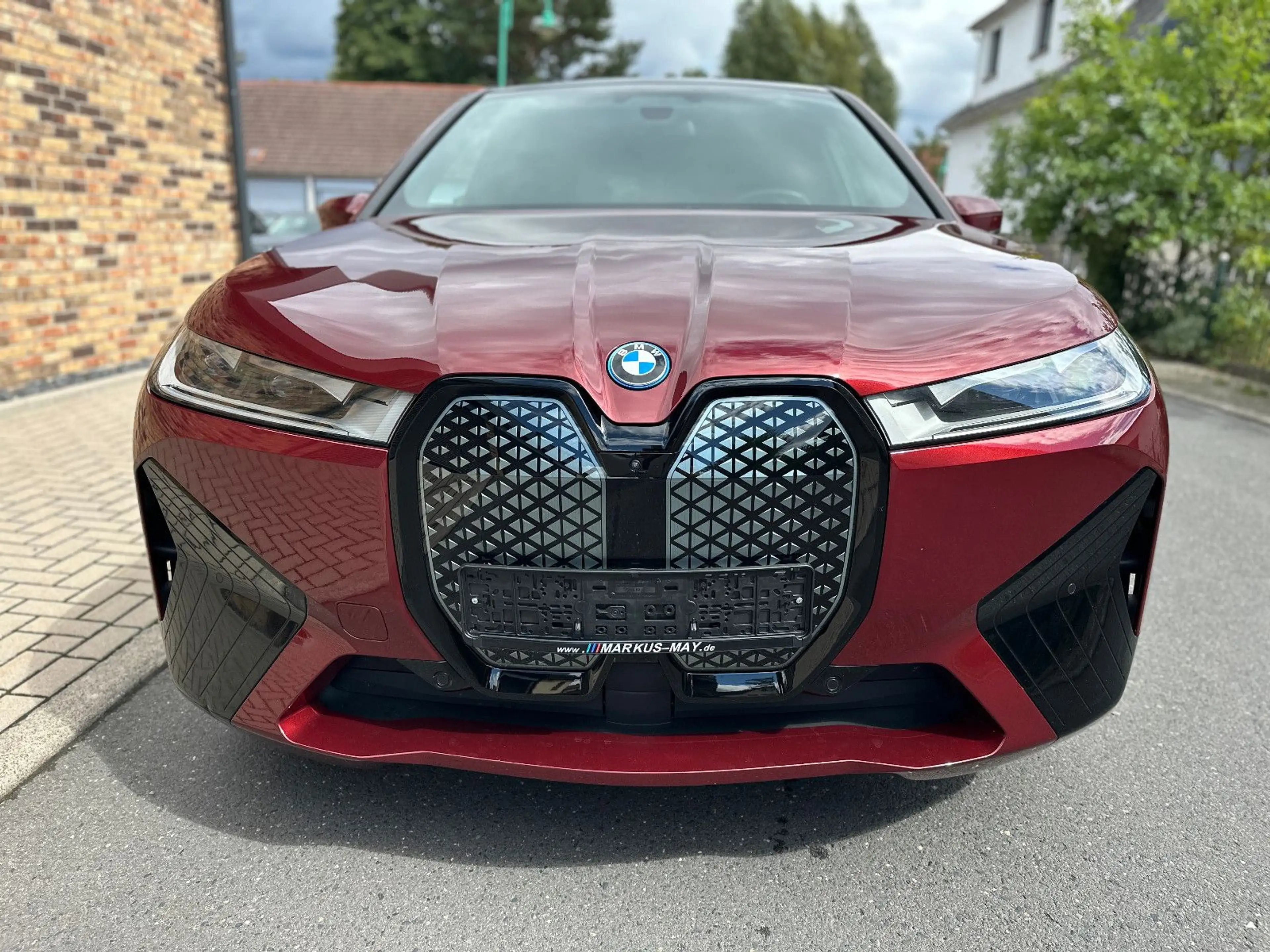 BMW iX 50 Sportpaket 2AchsLF Pano CockpProf DAProf — photo 2