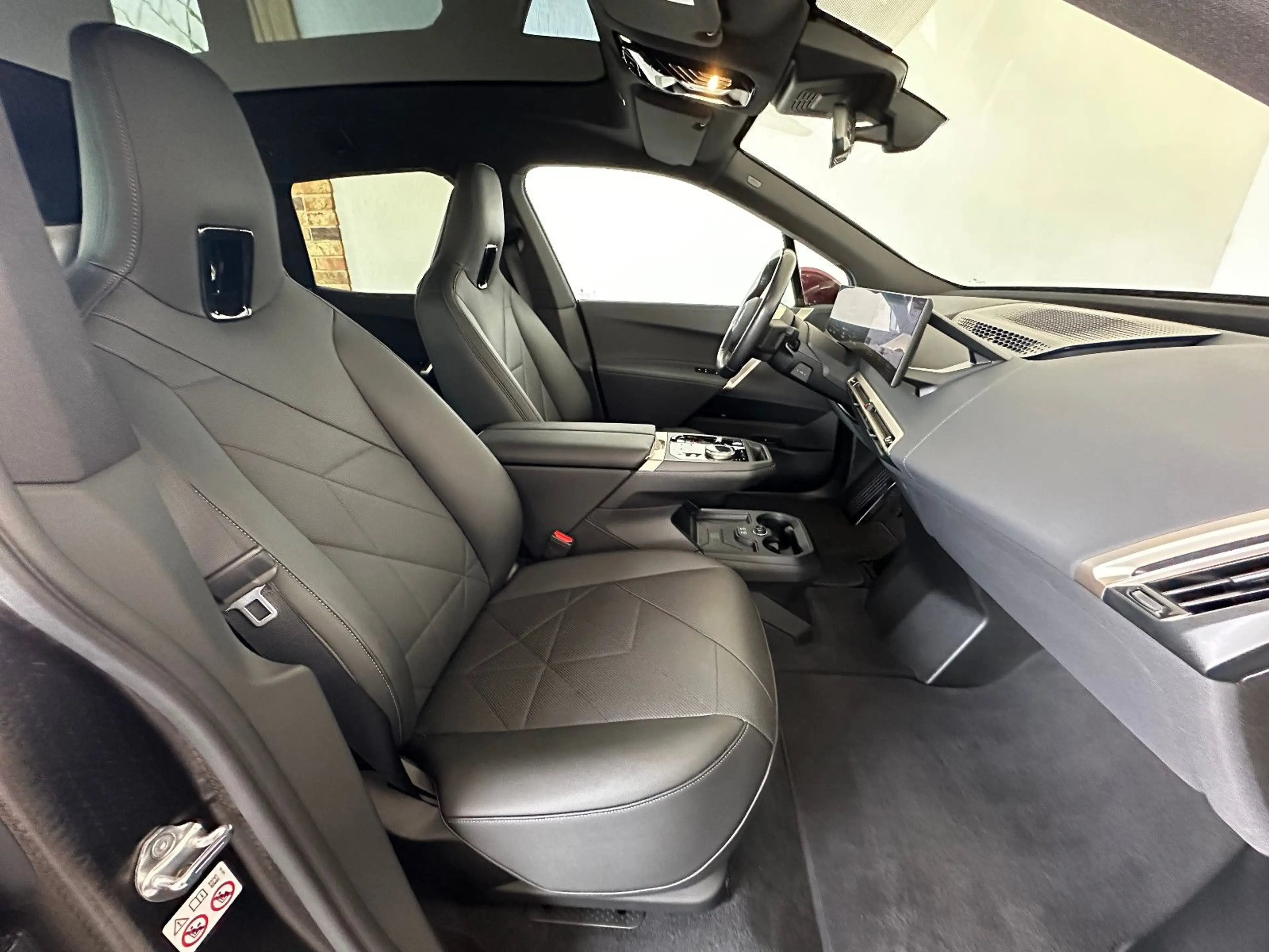 BMW iX 50 Sportpaket 2AchsLF Pano CockpProf DAProf — photo 13
