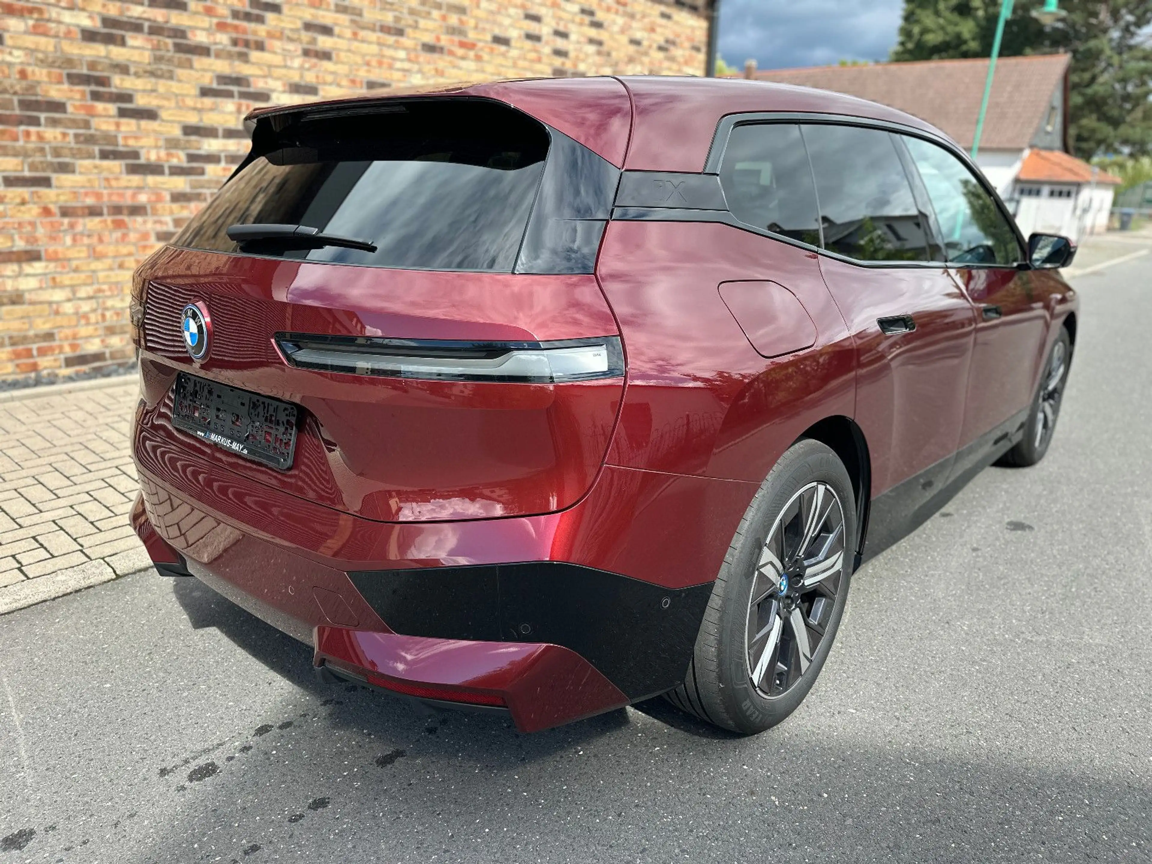 BMW iX 50 Sportpaket 2AchsLF Pano CockpProf DAProf — photo 6