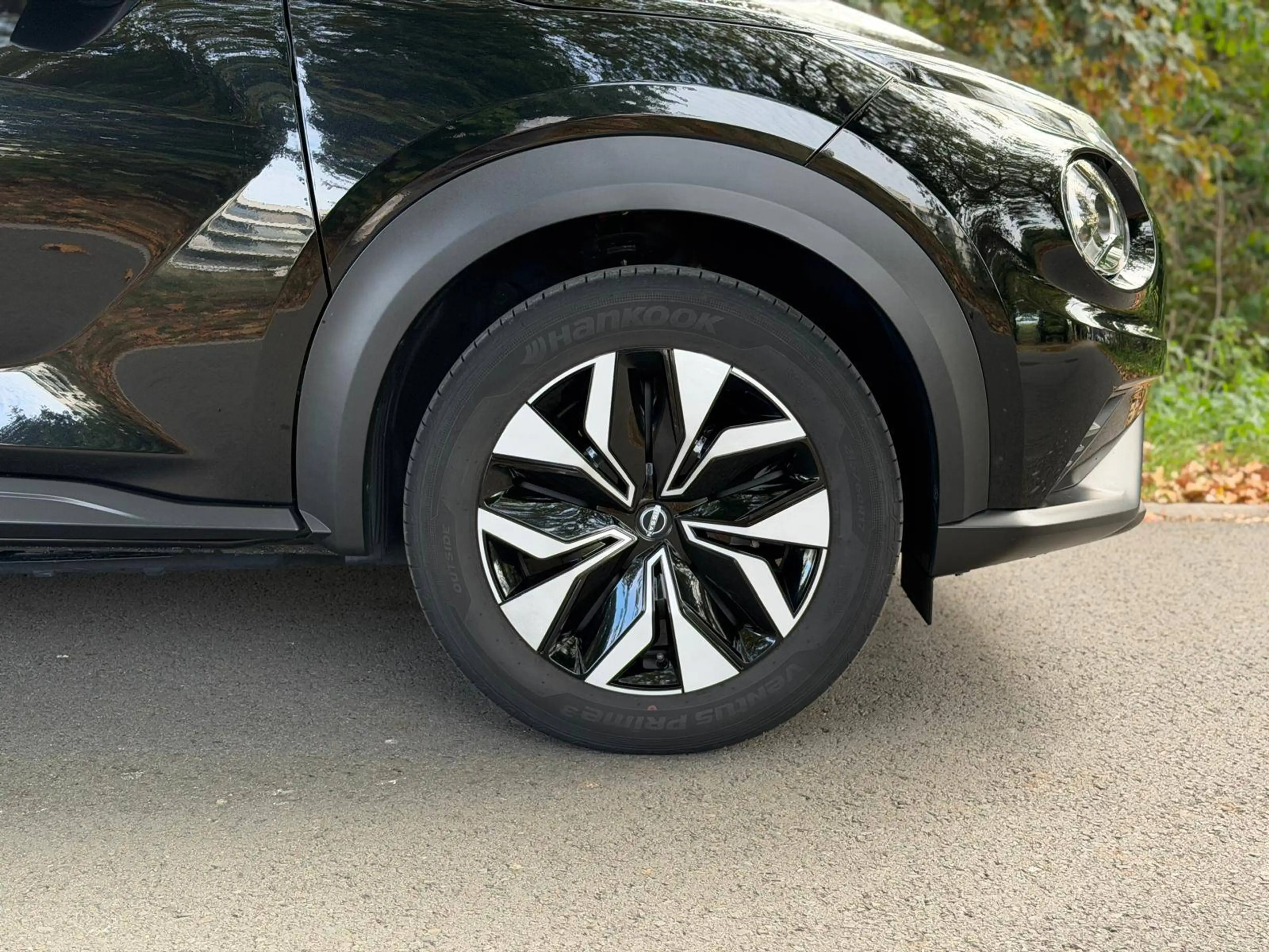 Nissan Juke 1.0 DIG-T Acenta Acenta - Garantie constructeur 03/2028 + Contrat d'entretien 3 ans + Etat neuf — photo 27