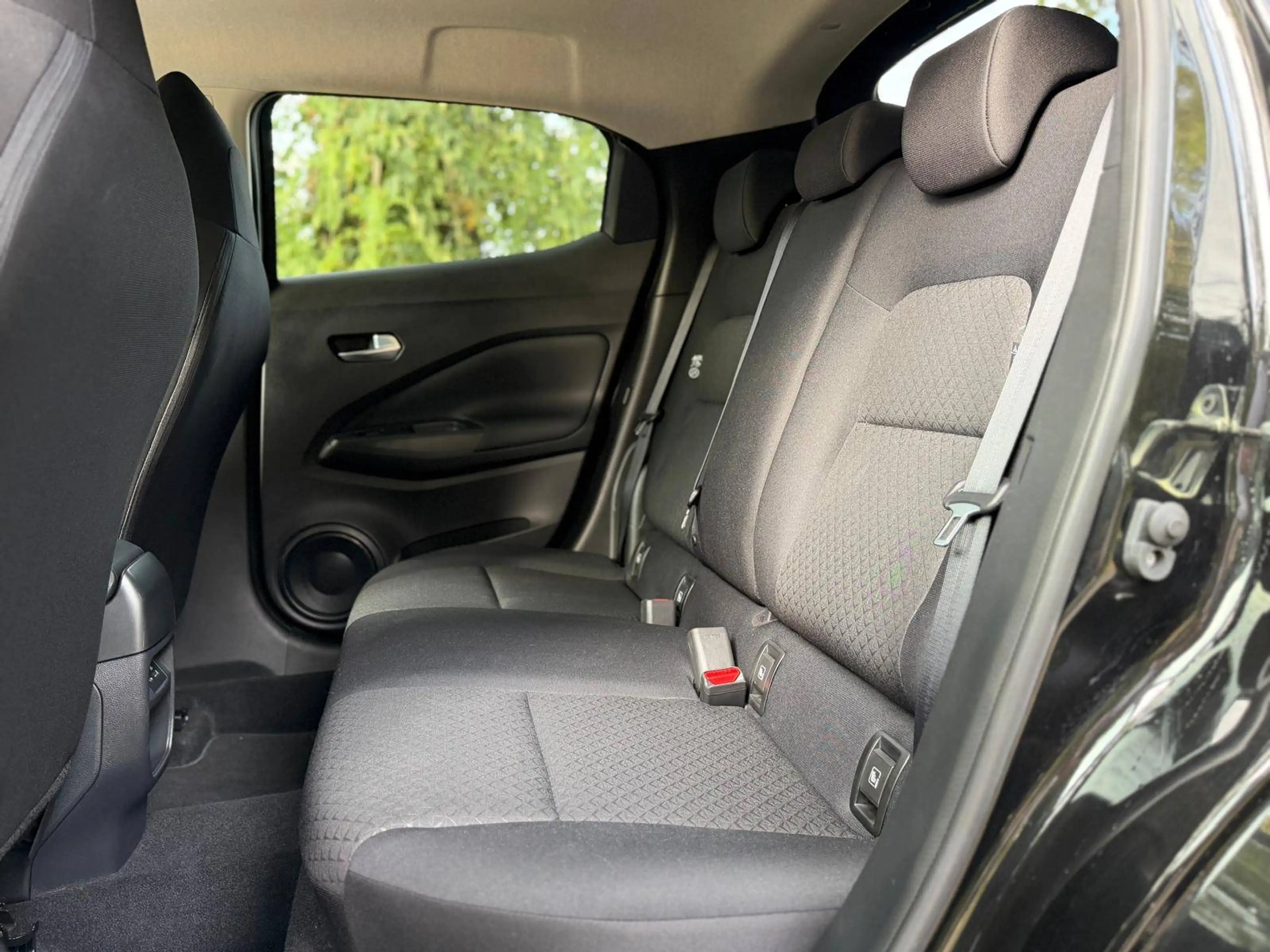 Nissan Juke 1.0 DIG-T Acenta Acenta - Garantie constructeur 03/2028 + Contrat d'entretien 3 ans + Etat neuf — photo 14