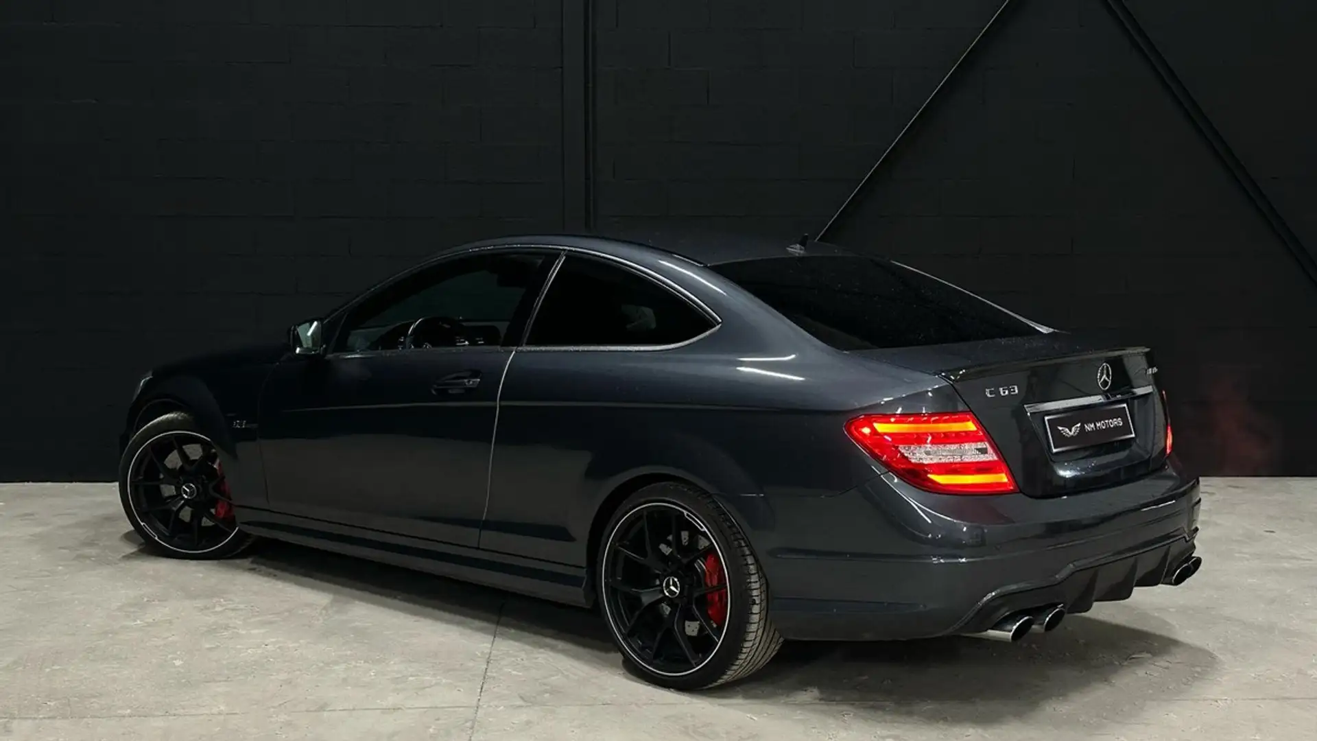 Mercedes-Benz CL 63 AMG Coupé 487 CV Pack performance Серый - 2