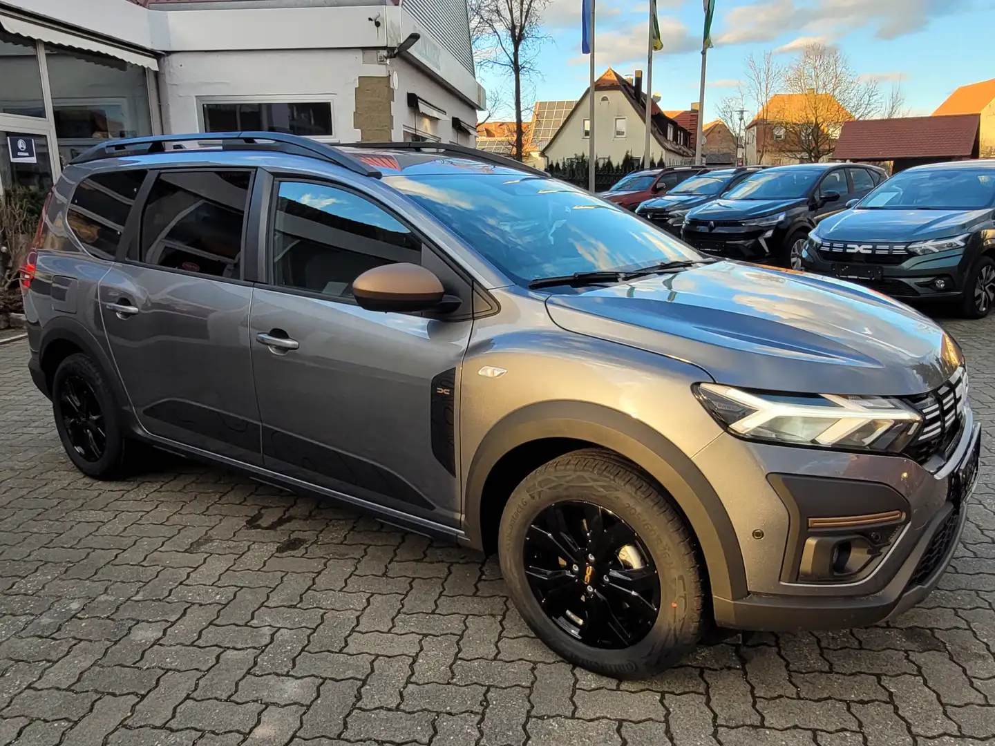 Dacia Jogger Extreme Hybrid 140 7-Sitze City Kamera Sitzh Grijs - 2
