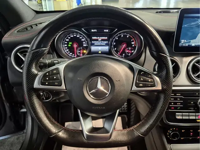 Mercedes-Benz CLA view 7