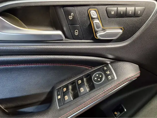 Mercedes-Benz CLA view 11