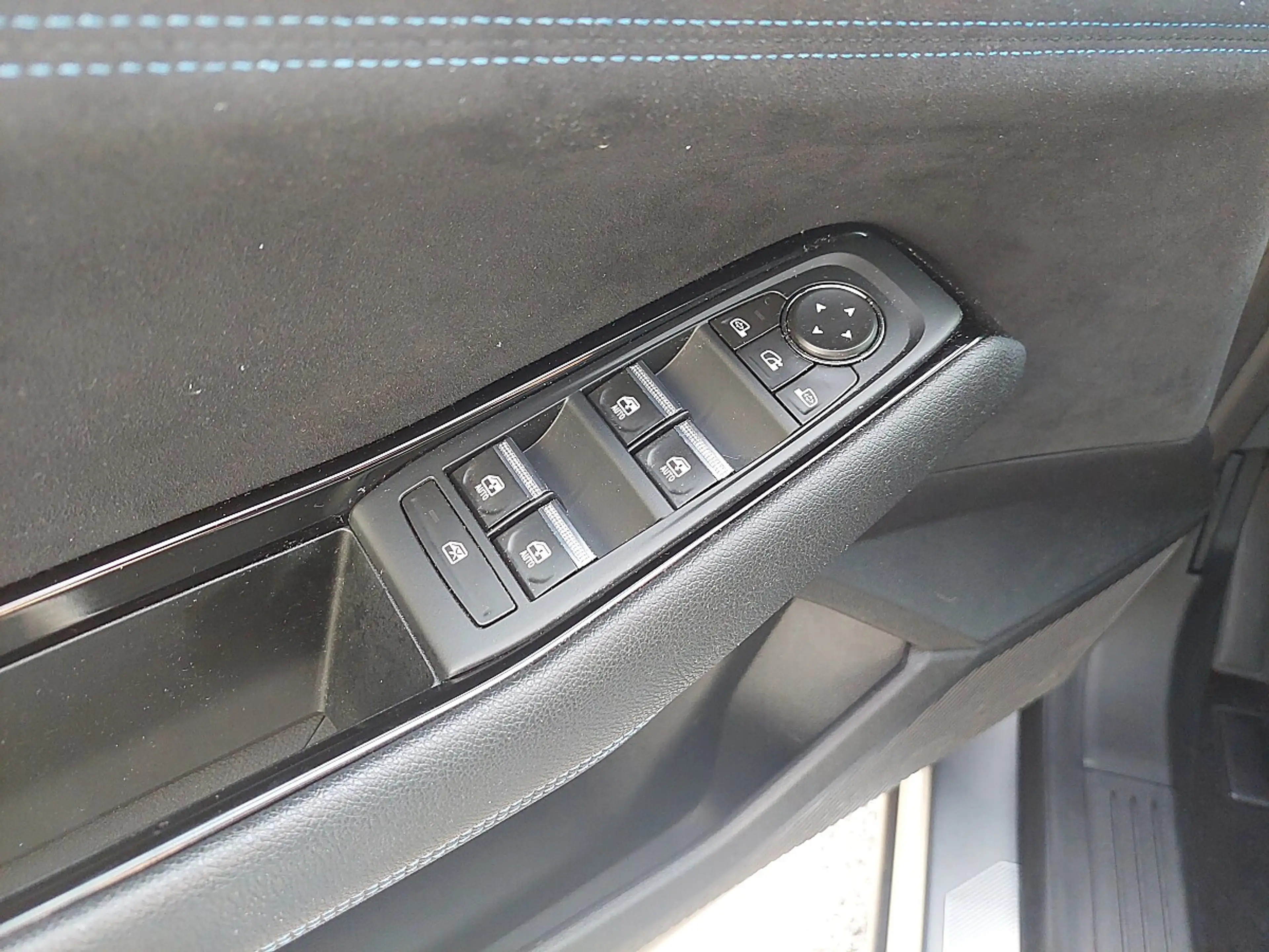 Renault Espace E-Tech Full Hybrid 200 7stz. Esprit Alpine Aut. — photo 12