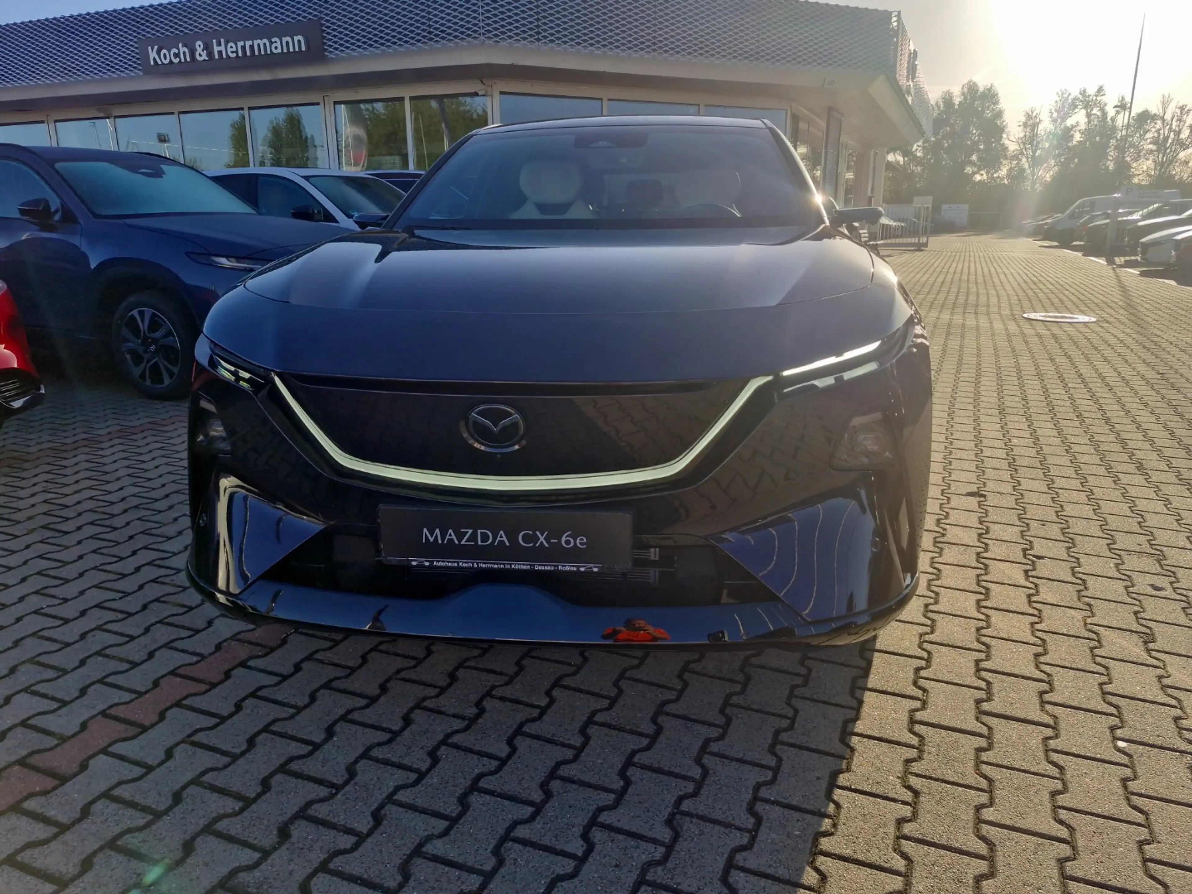 Mazda CX-6e EV 258ps TAKUMIPLUS — photo 2