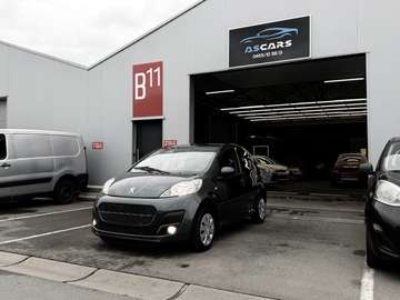 107 1.0i Active 2Tronic